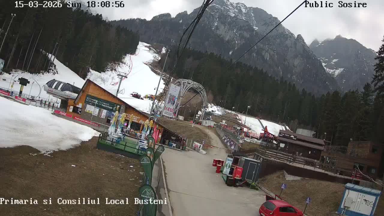 Prahova, Domeniul Schiabil Kalinderu Ski Center & Pârtia de Săniuș Ski Slope, Busteni Live Cam - Busteni, Prahova, Romania