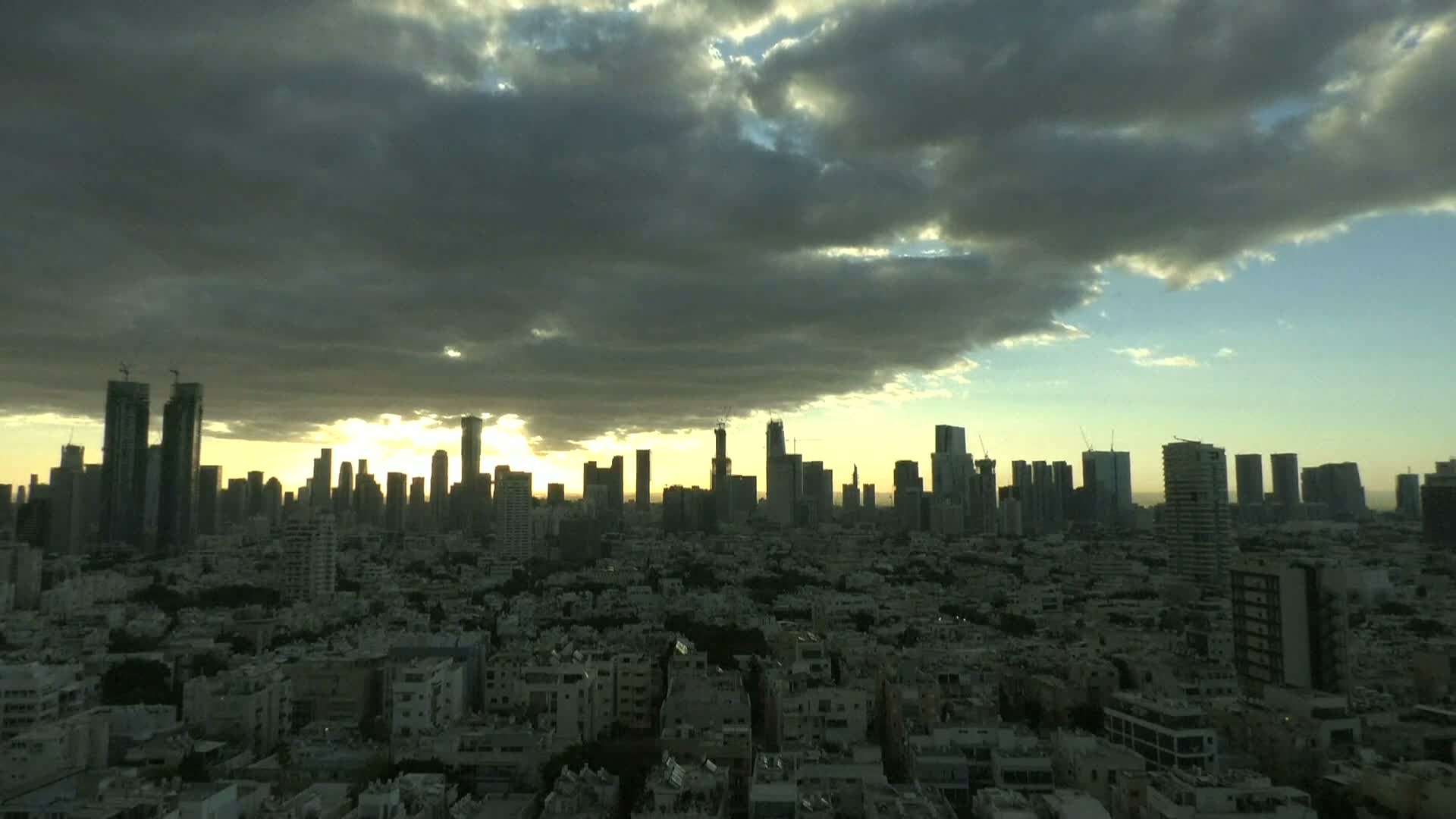 Tel Aviv-Yafo ( קו הרקיע של תל אביב ) Tel Aviv Skyline Live Cam - Old North , Tel Aviv, Israel
