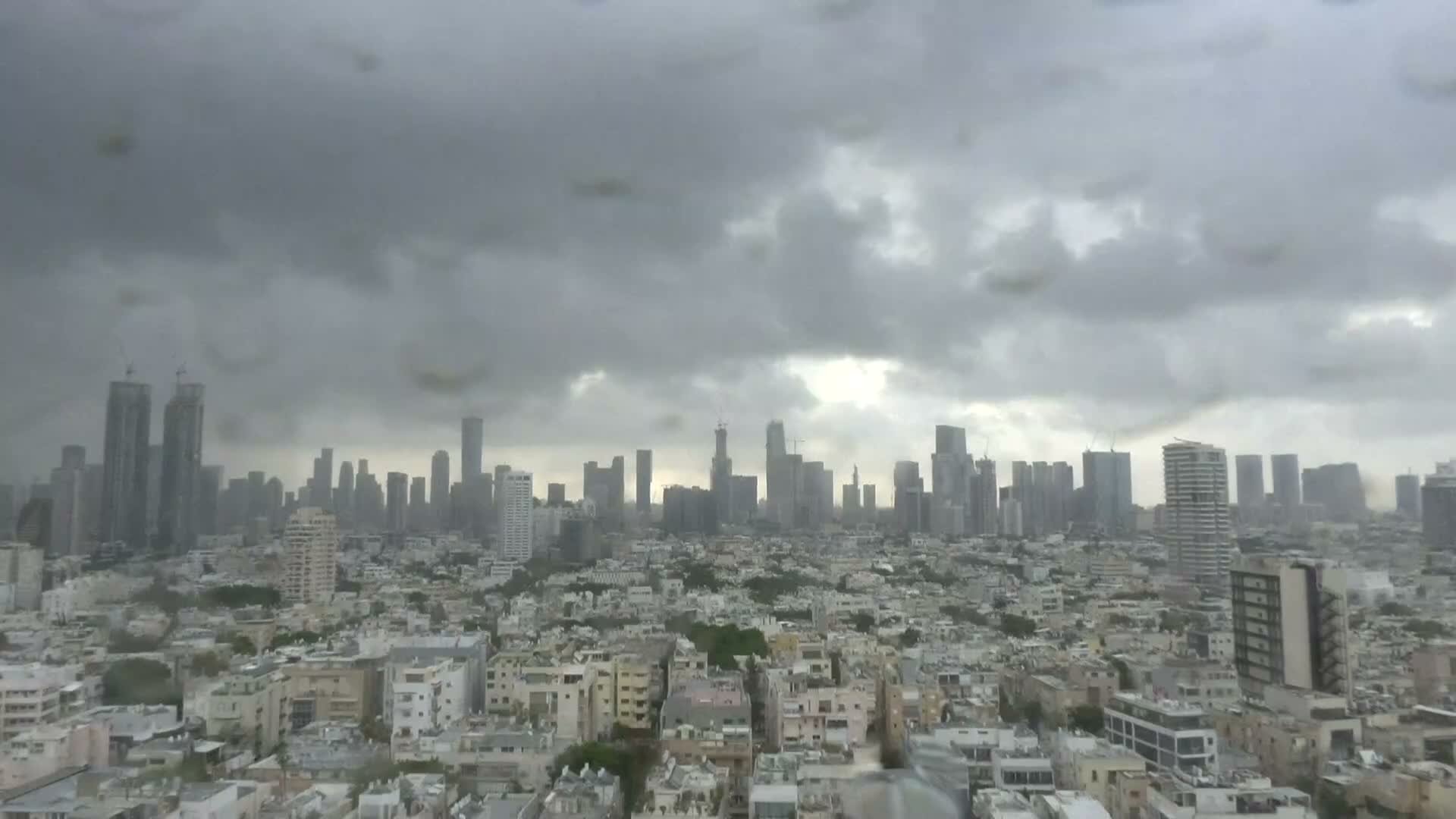 Tel Aviv-Yafo ( קו הרקיע של תל אביב ) Tel Aviv Skyline Live Cam - Old North , Tel Aviv, Israel