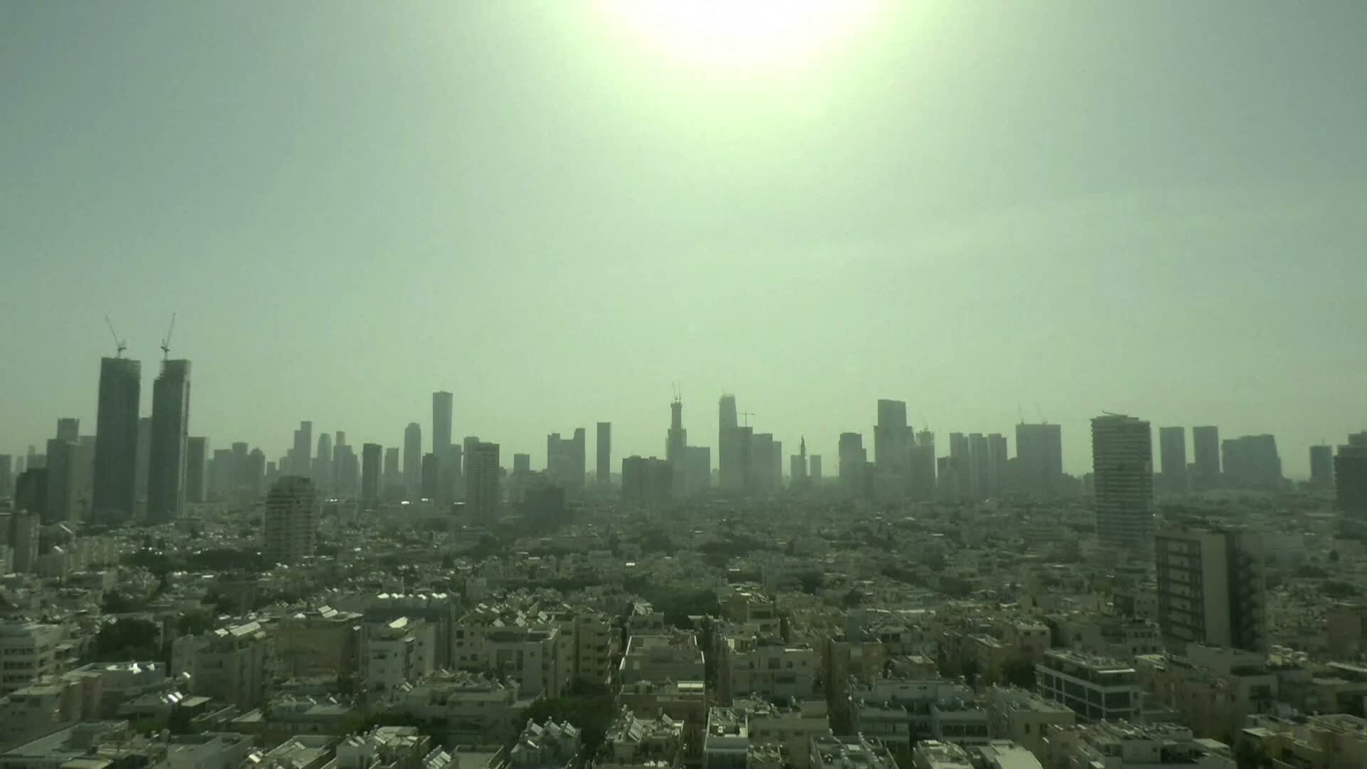 Tel Aviv-Yafo ( קו הרקיע של תל אביב ) Tel Aviv Skyline Live Cam - Old North , Tel Aviv, Israel