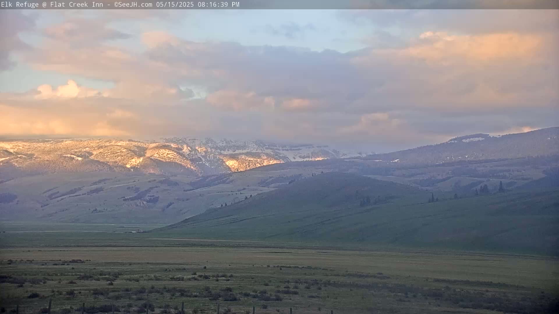 Jackson, Elk Refuge & Teton Mountains from Flat Creek Inn Live Cam - Jackson, Teton, Wyoming, USA