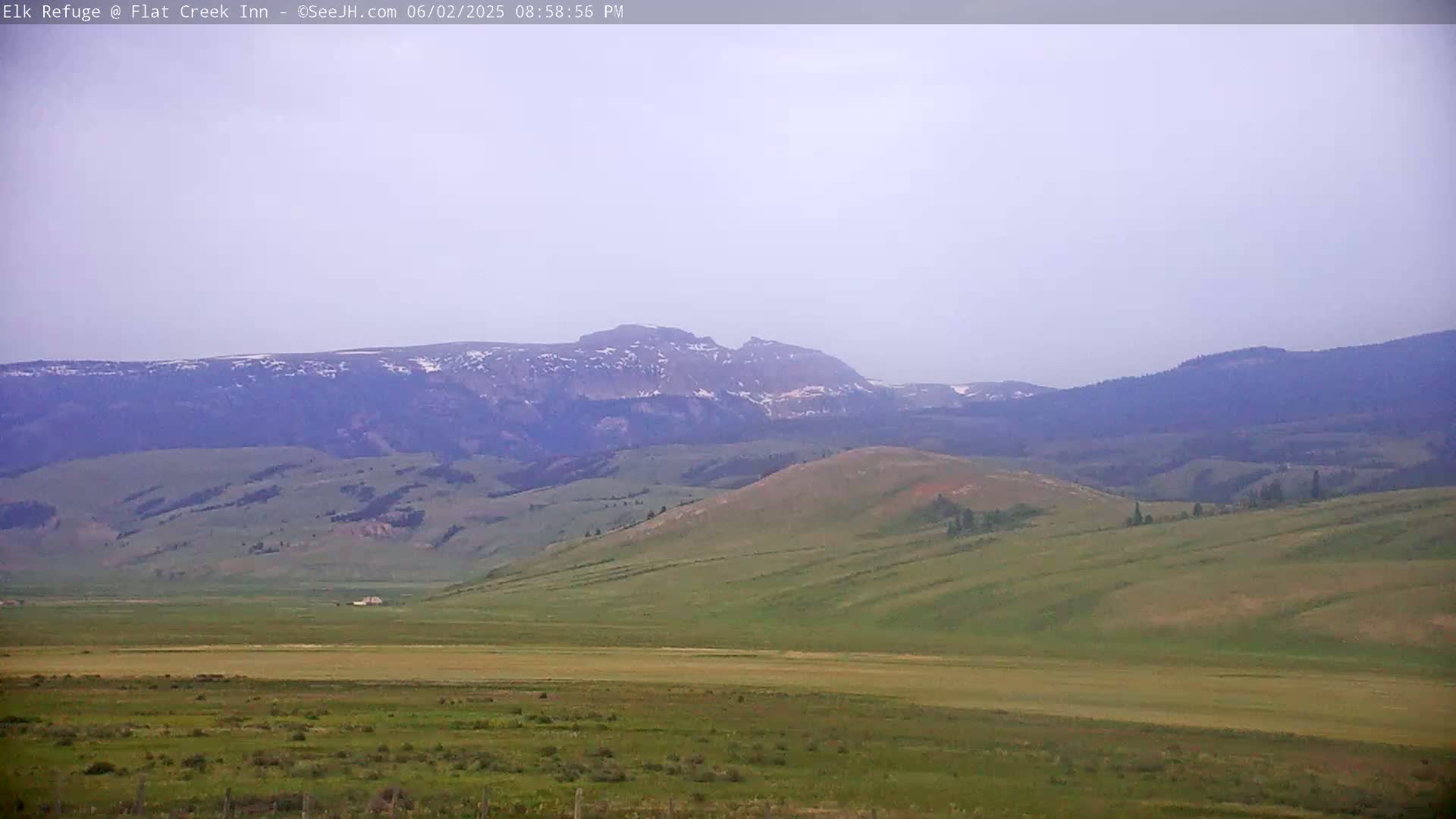 Jackson, Elk Refuge & Teton Mountains from Flat Creek Inn Live Cam - Jackson, Teton, Wyoming, USA