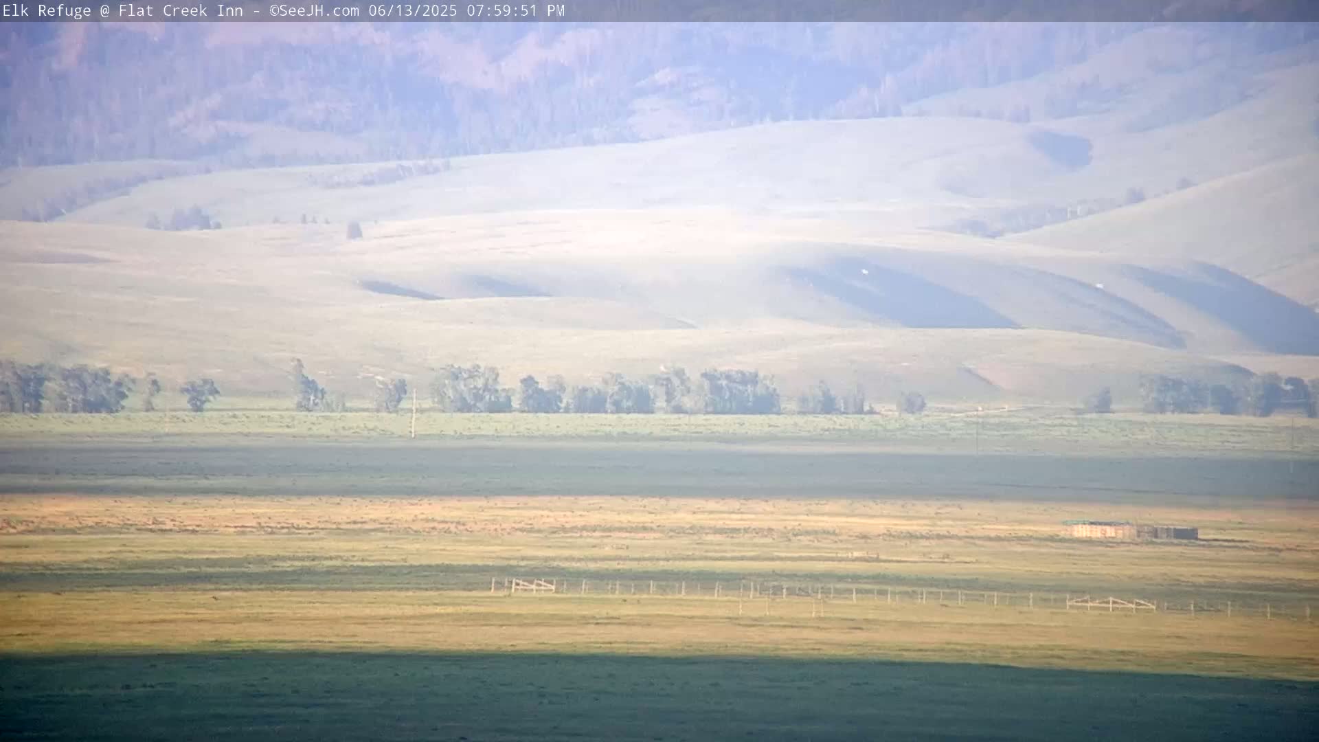 Jackson, Elk Refuge & Teton Mountains from Flat Creek Inn Live Cam - Jackson, Teton, Wyoming, USA