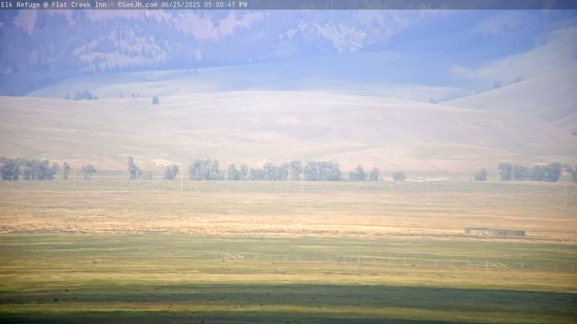 Jackson, Elk Refuge & Teton Mountains from Flat Creek Inn Live Cam - Jackson, Teton, Wyoming, USA