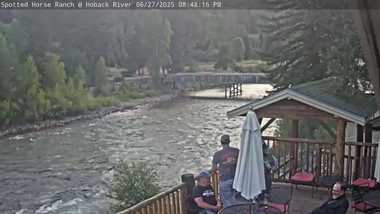 Jackson, Elk Refuge & Teton Mountains from Flat Creek Inn Live Cam - Jackson, Teton, Wyoming, USA