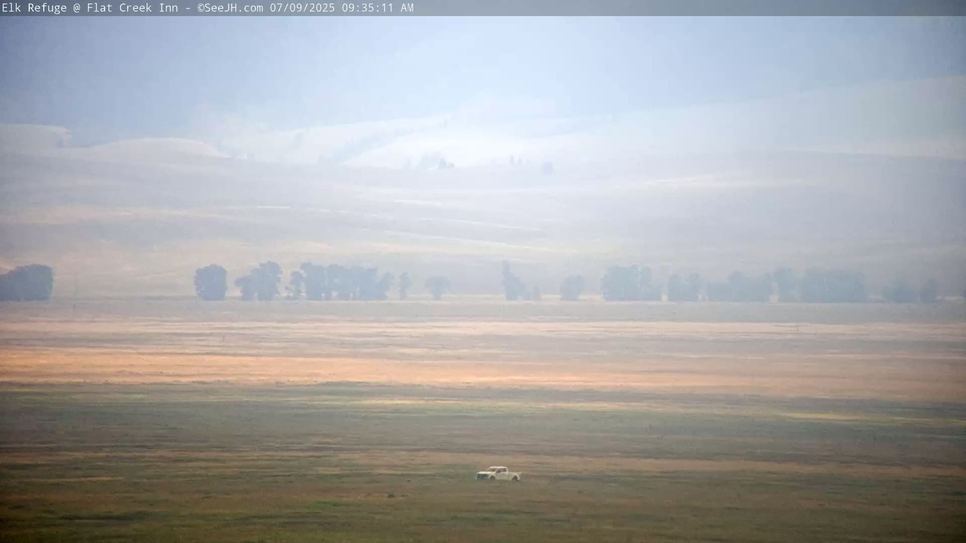 Jackson, Elk Refuge & Teton Mountains from Flat Creek Inn Live Cam - Jackson, Teton, Wyoming, USA