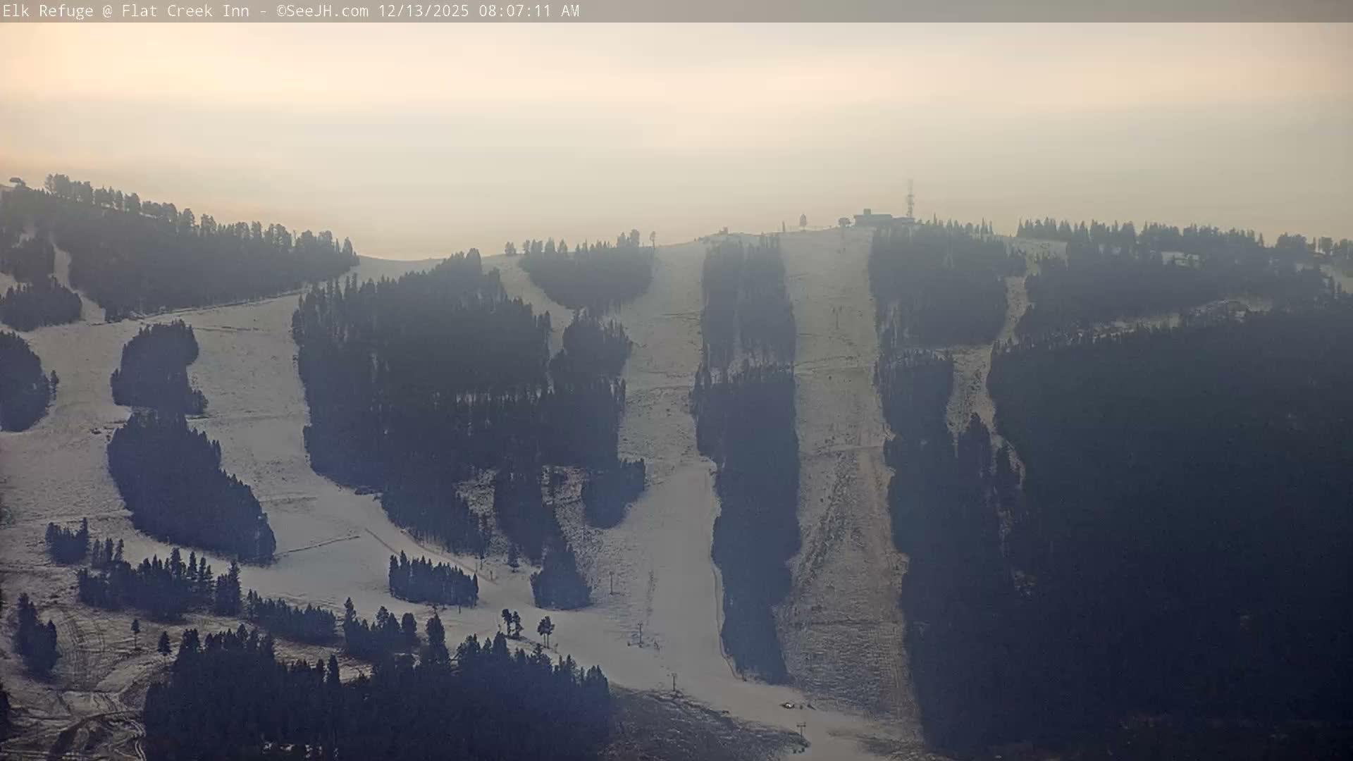 Jackson, Elk Refuge & Teton Mountains from Flat Creek Inn Live Cam - Jackson, Teton, Wyoming, USA