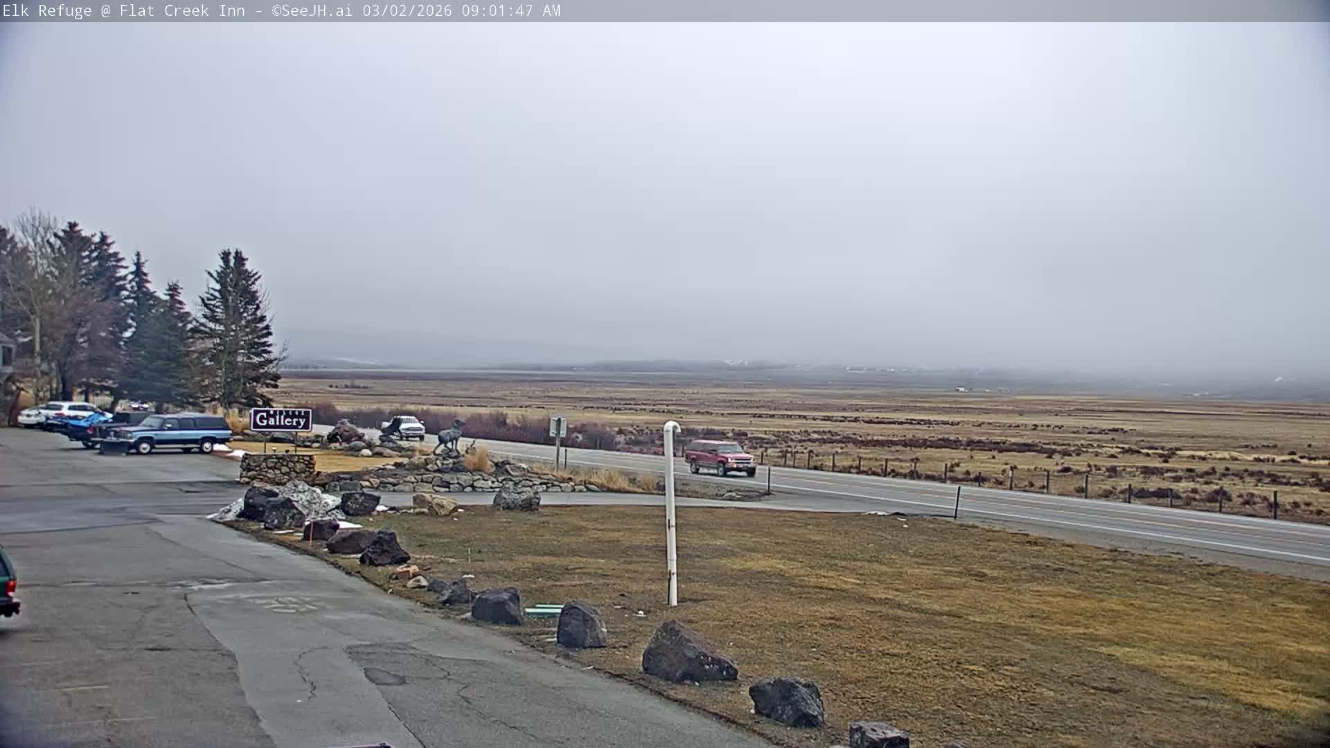 Jackson, Elk Refuge & Teton Mountains from Flat Creek Inn Live Cam - Jackson, Teton, Wyoming, USA