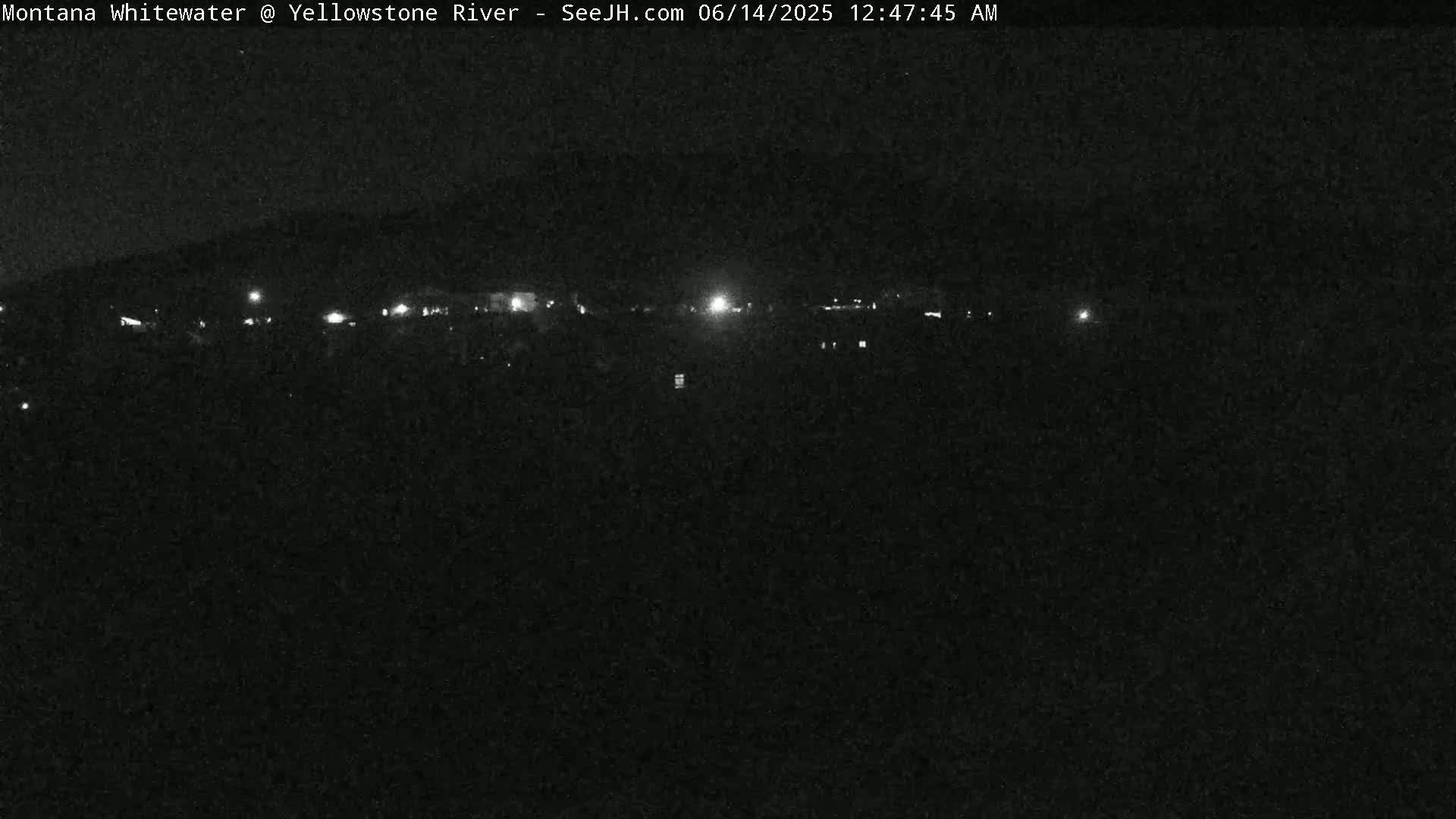 Gardiner Village & Yellowstone River  Live Cam - Gardnier, Park, Montana, USA