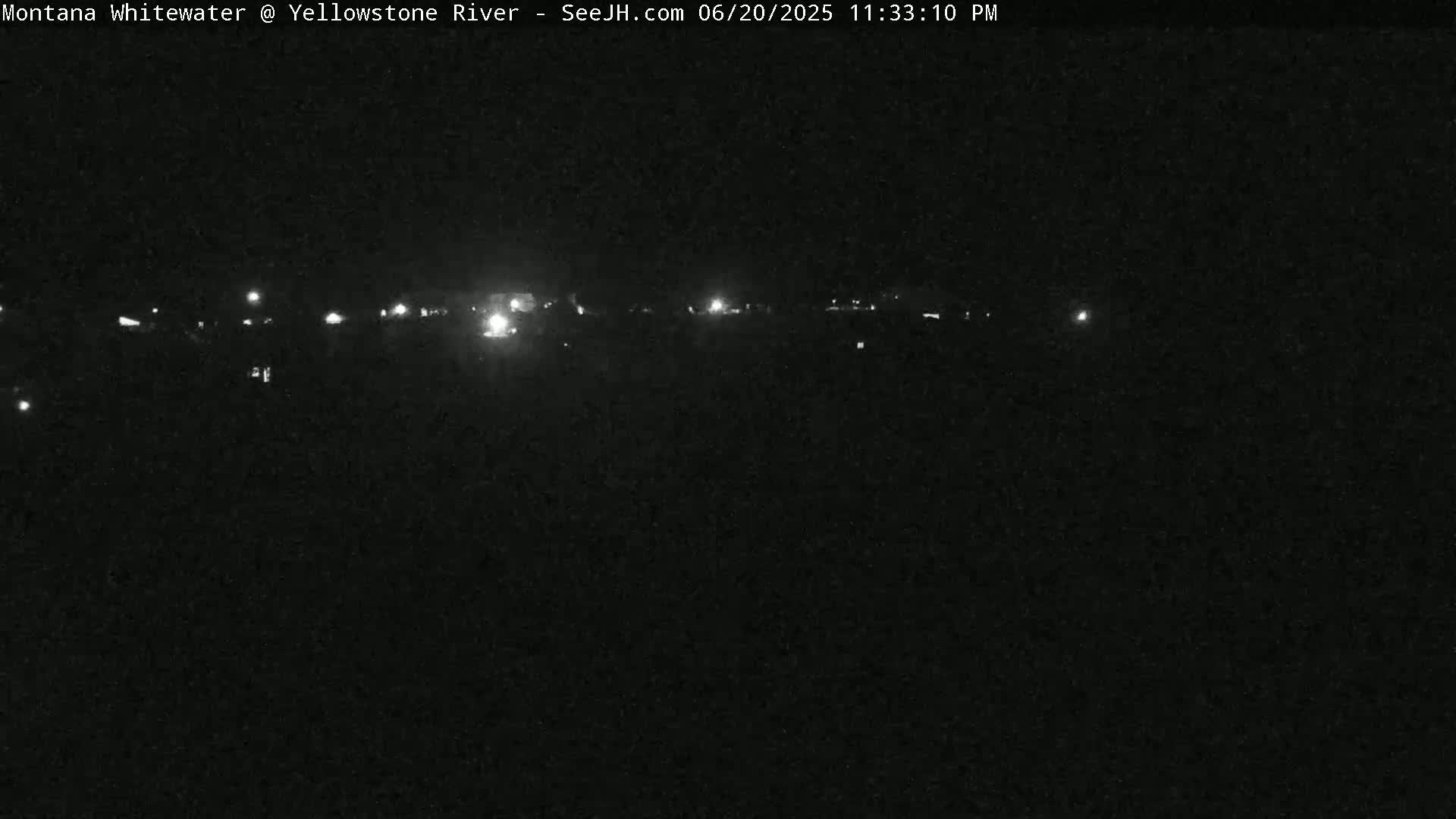 Gardiner Village & Yellowstone River  Live Cam - Gardnier, Park, Montana, USA