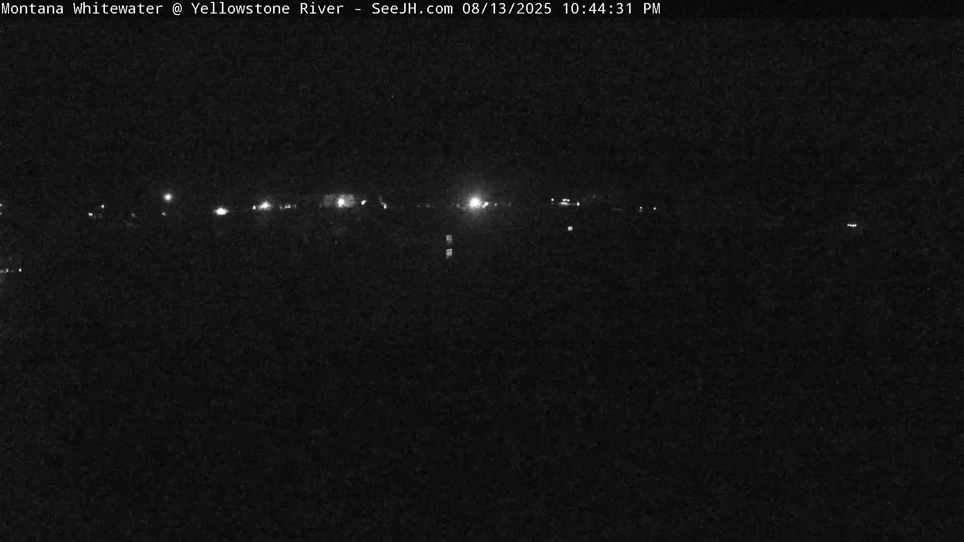 Gardiner Village & Yellowstone River  Live Cam - Gardnier, Park, Montana, USA