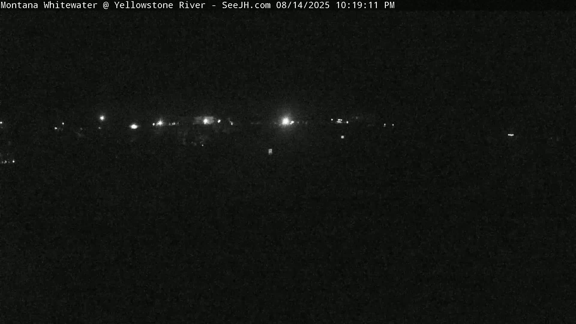 Gardiner Village & Yellowstone River  Live Cam - Gardnier, Park, Montana, USA