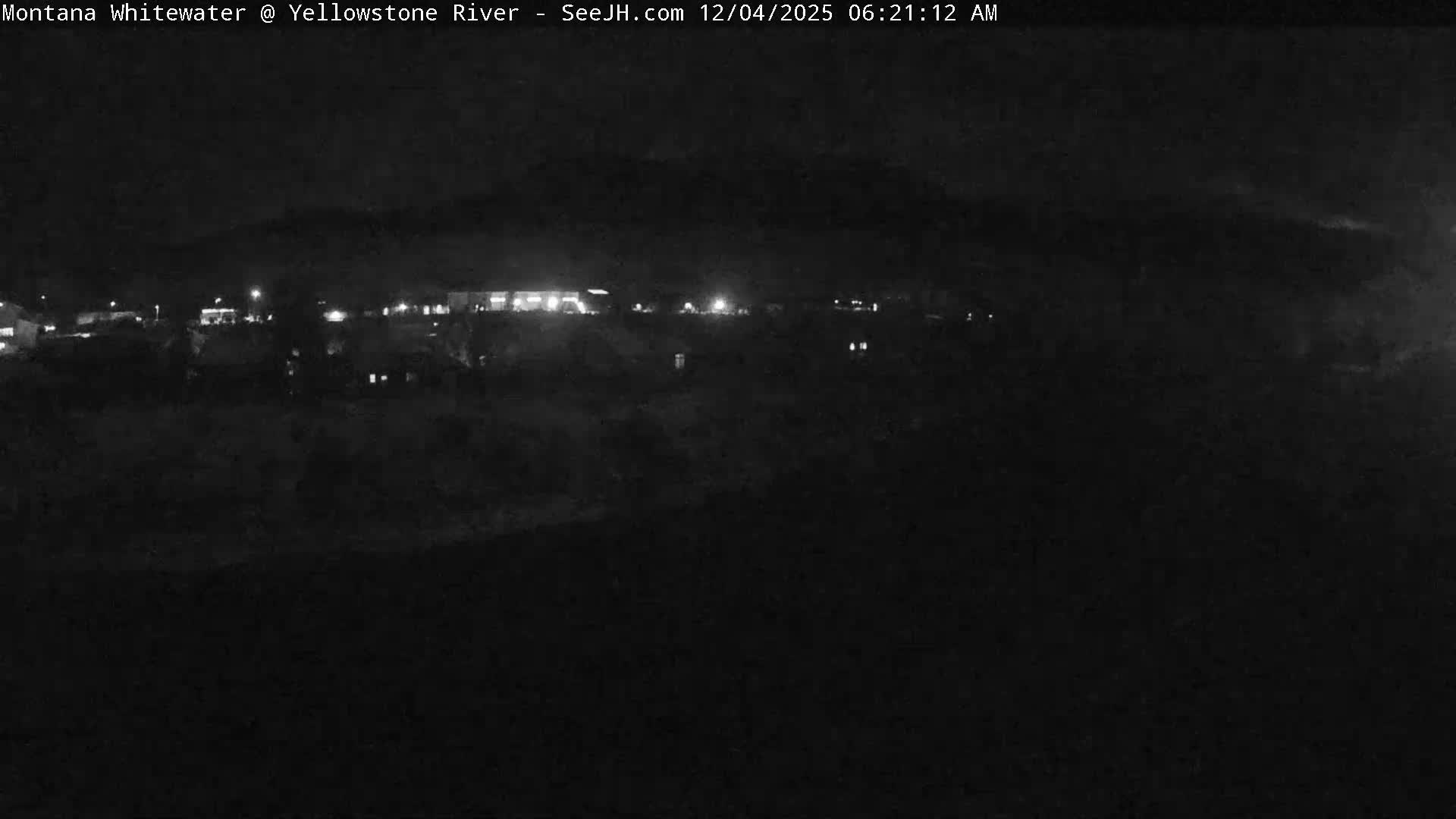 Gardiner Village & Yellowstone River  Live Cam - Gardnier, Park, Montana, USA