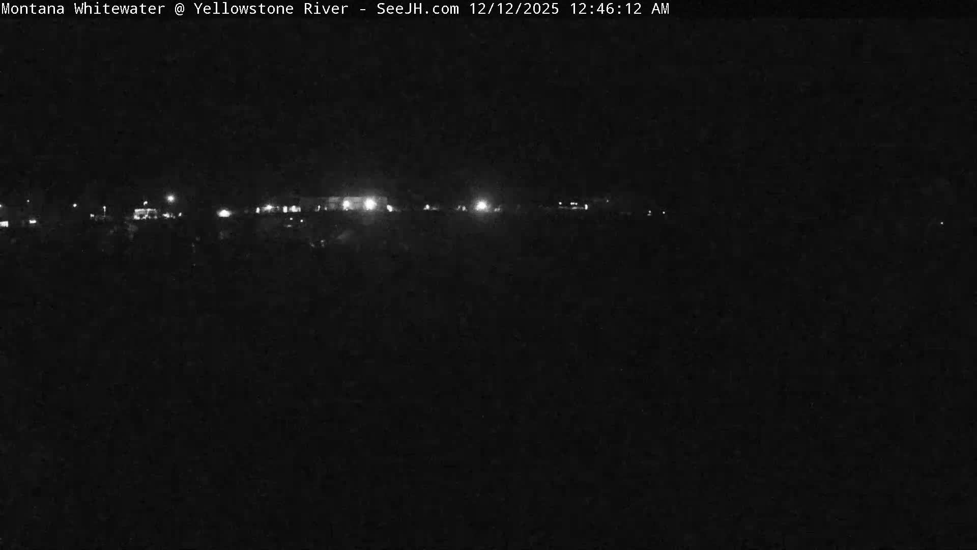 Gardiner Village & Yellowstone River  Live Cam - Gardnier, Park, Montana, USA