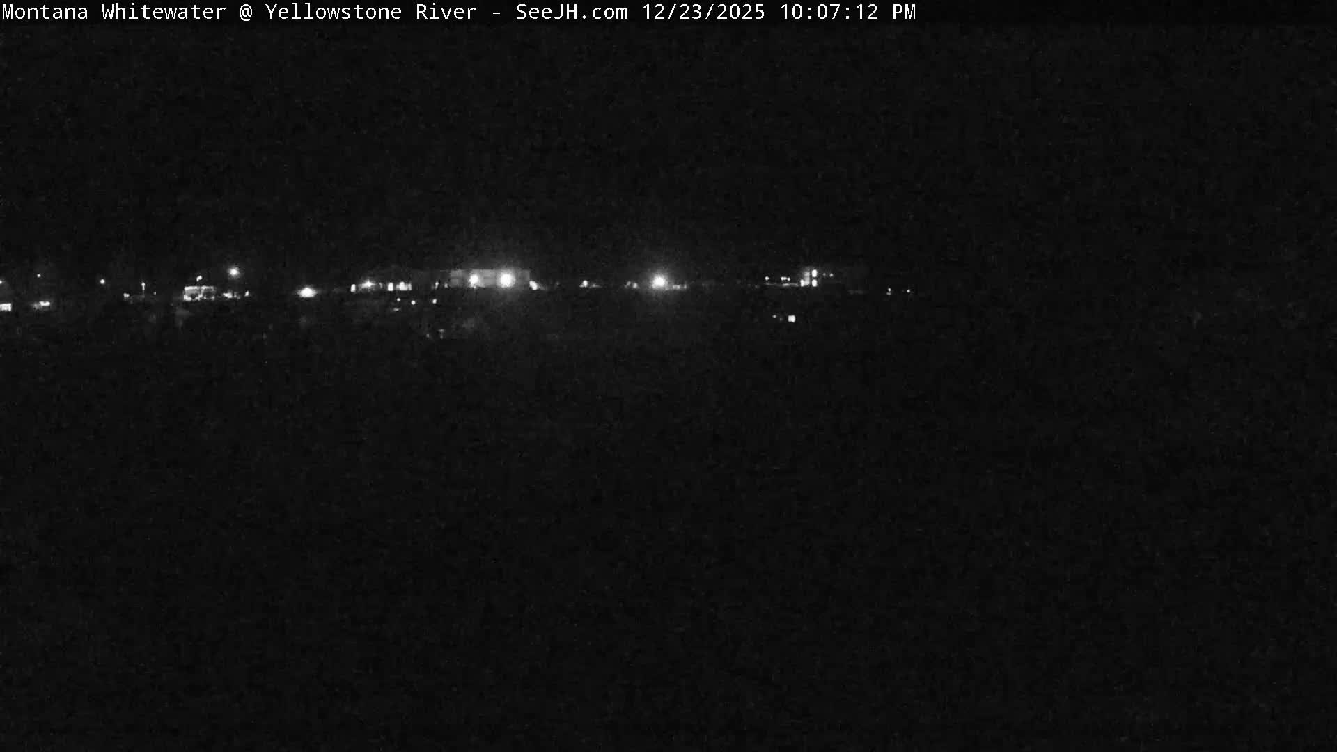 Gardiner Village & Yellowstone River  Live Cam - Gardnier, Park, Montana, USA
