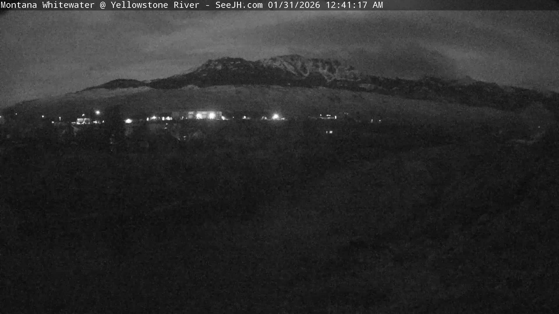 Gardiner Village & Yellowstone River  Live Cam - Gardnier, Park, Montana, USA
