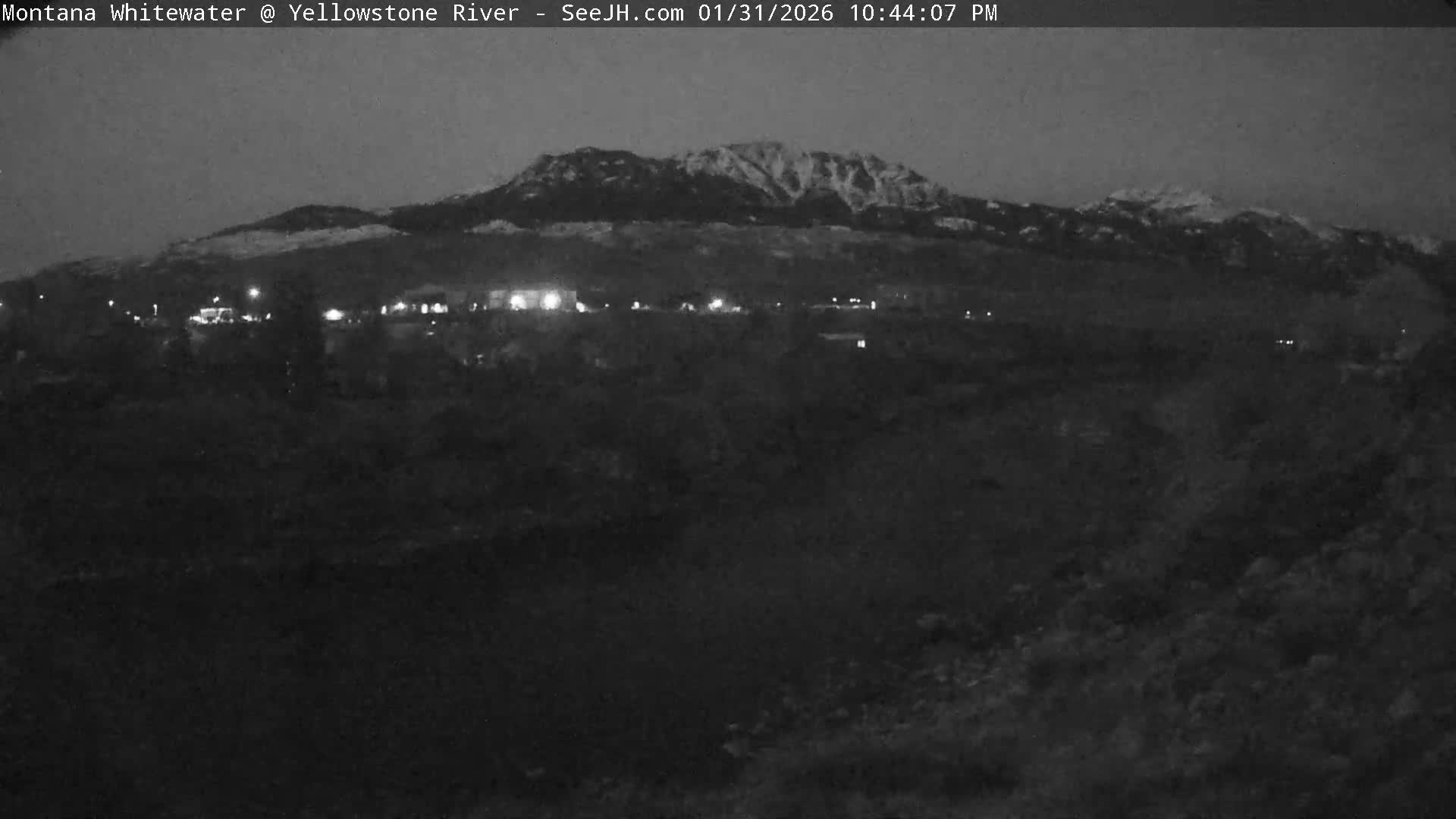 Gardiner Village & Yellowstone River  Live Cam - Gardnier, Park, Montana, USA