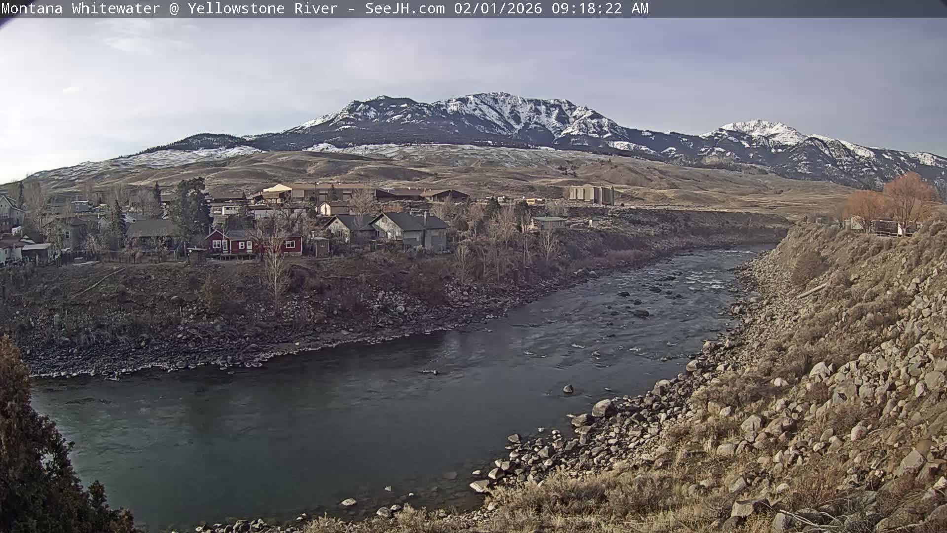 Gardiner Village & Yellowstone River  Live Cam - Gardnier, Park, Montana, USA