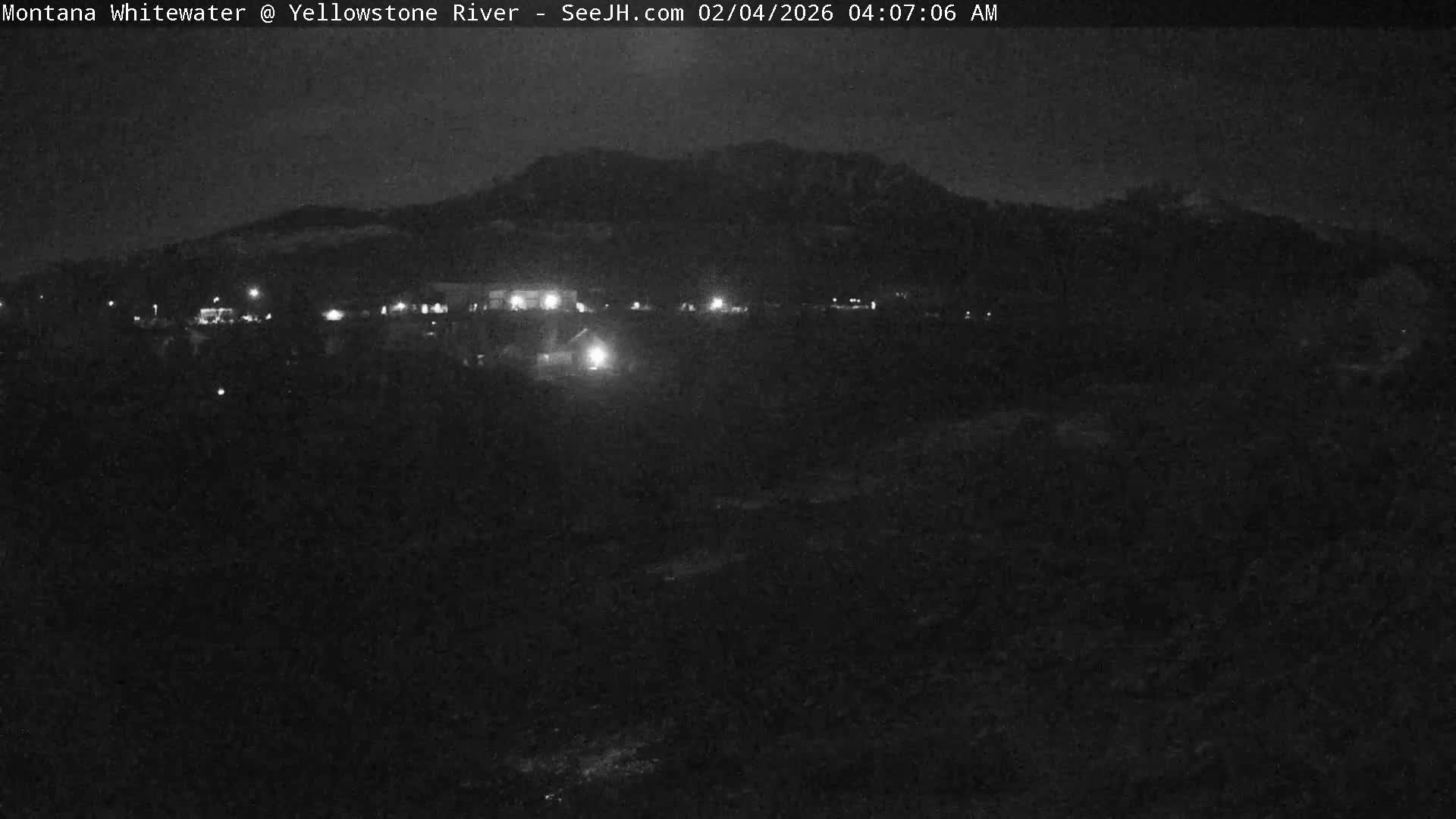 Gardiner Village & Yellowstone River  Live Cam - Gardnier, Park, Montana, USA