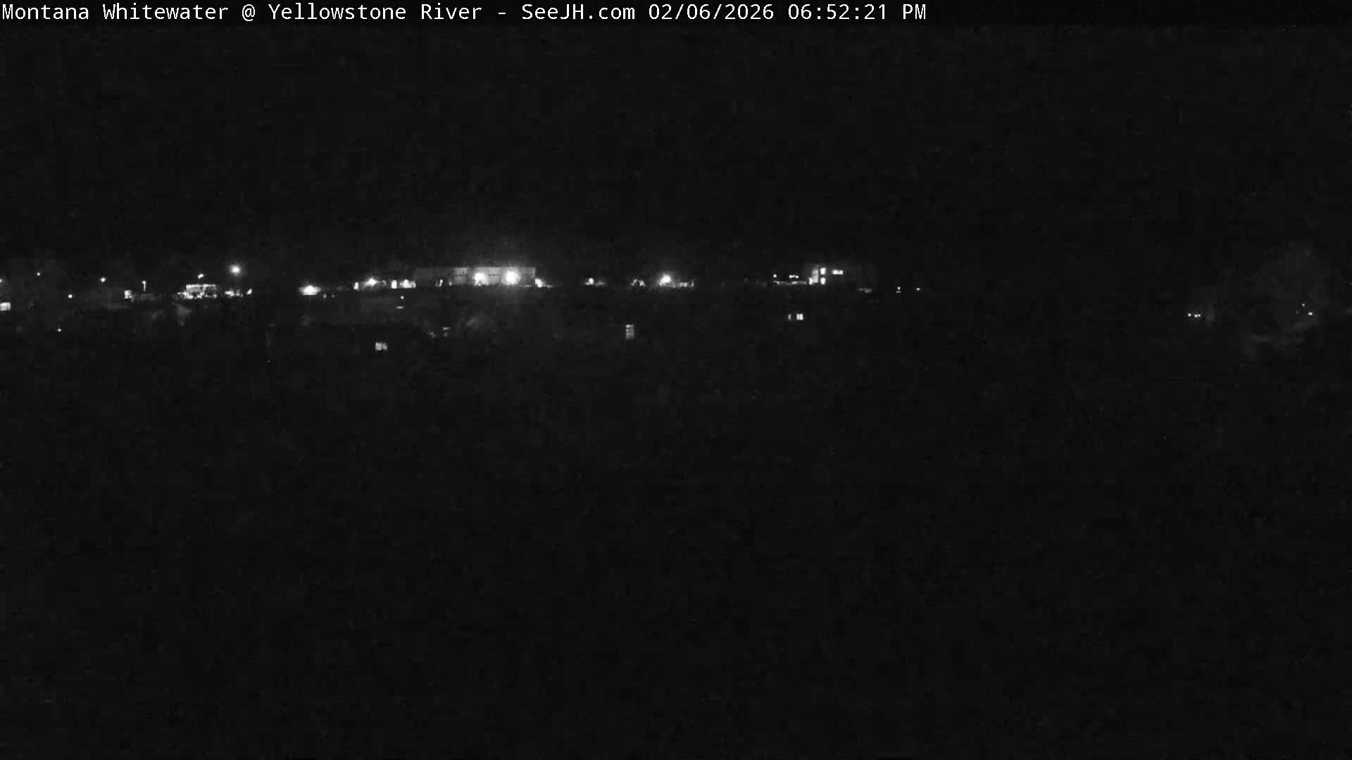 Gardiner Village & Yellowstone River  Live Cam - Gardnier, Park, Montana, USA