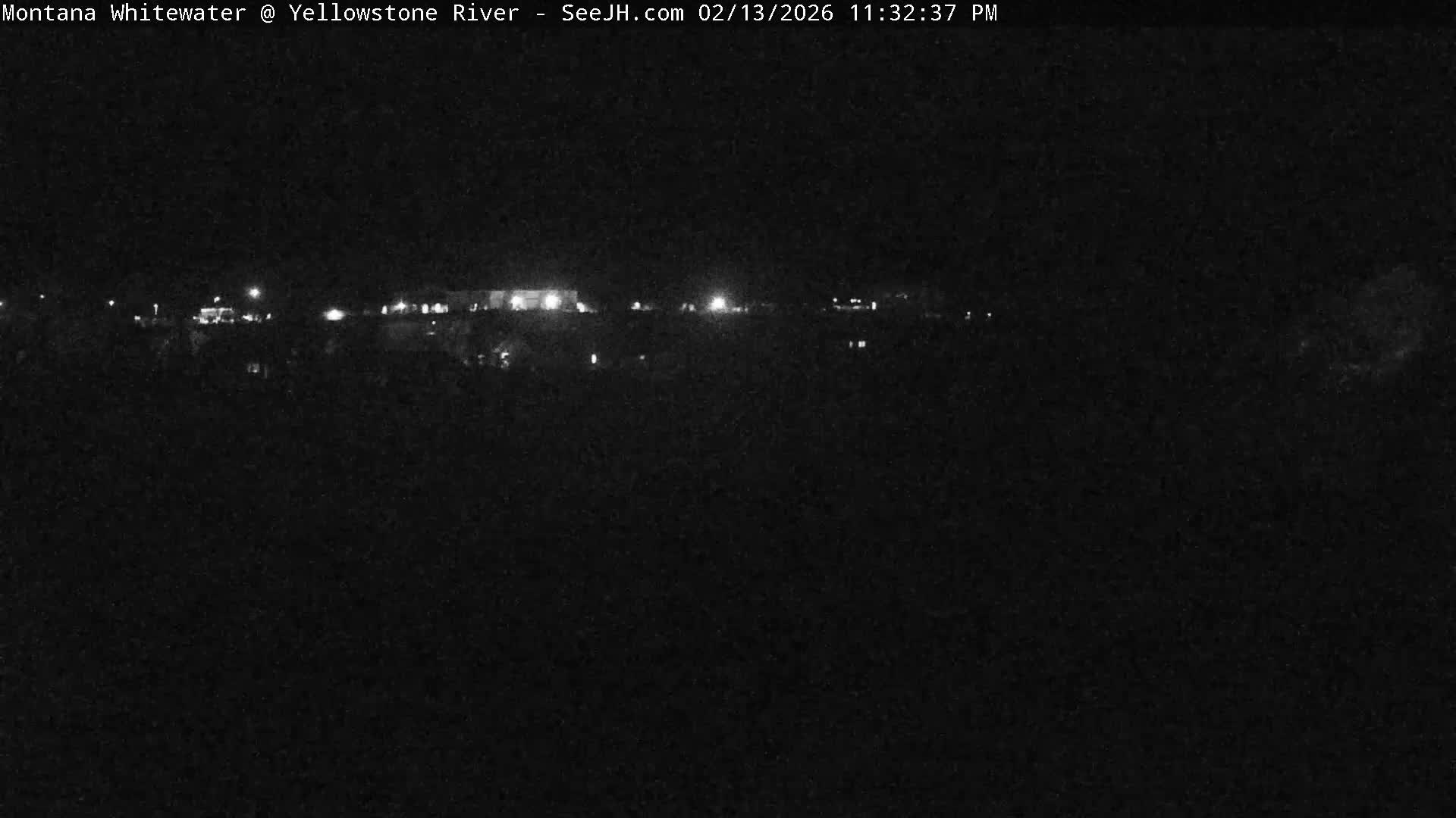 Gardiner Village & Yellowstone River  Live Cam - Gardnier, Park, Montana, USA