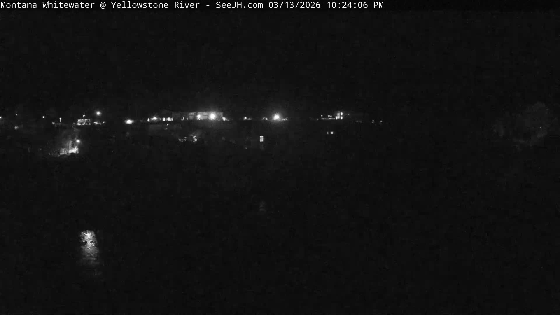 Gardiner Village & Yellowstone River  Live Cam - Gardnier, Park, Montana, USA