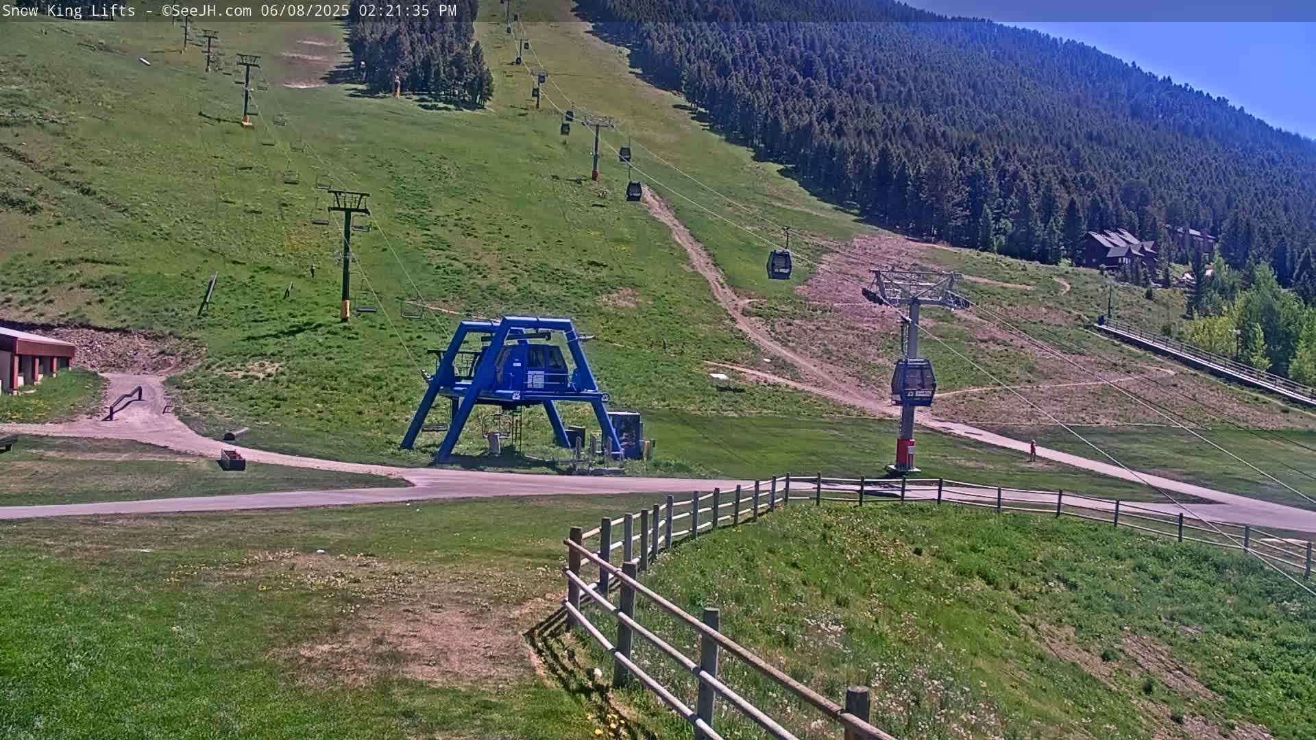 Jackson, Snow King Mountain Ski Slope & Lifts Live Cam - Jackson, Teton, Wyoming, USA