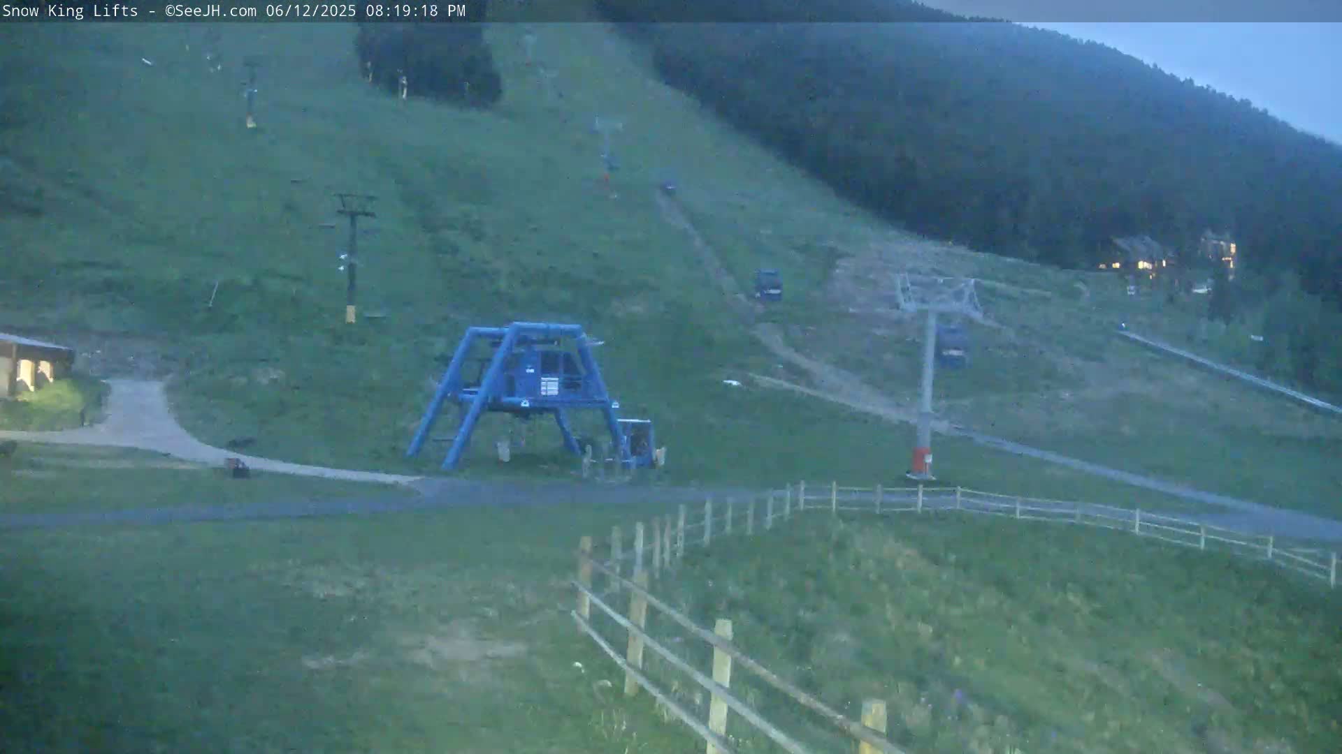 Jackson, Snow King Mountain Ski Slope & Lifts Live Cam - Jackson, Teton, Wyoming, USA