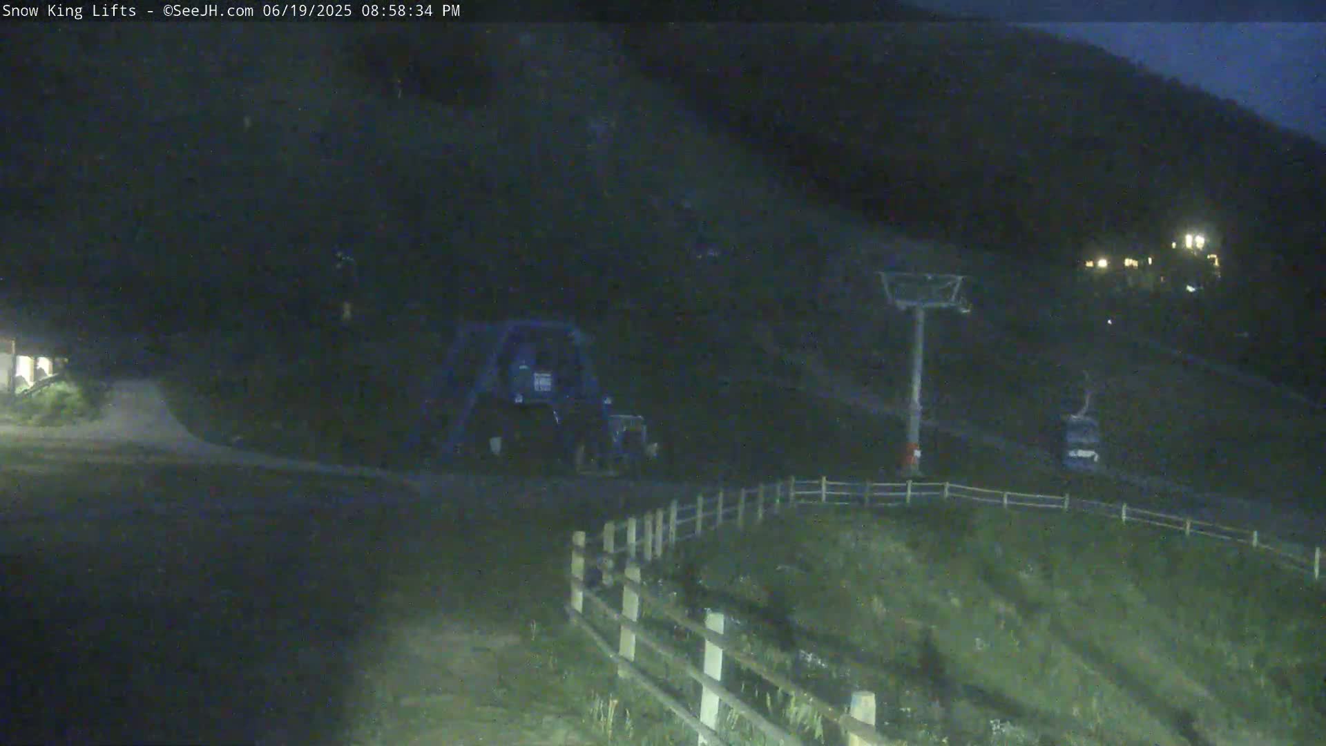 Jackson, Snow King Mountain Ski Slope & Lifts Live Cam - Jackson, Teton, Wyoming, USA
