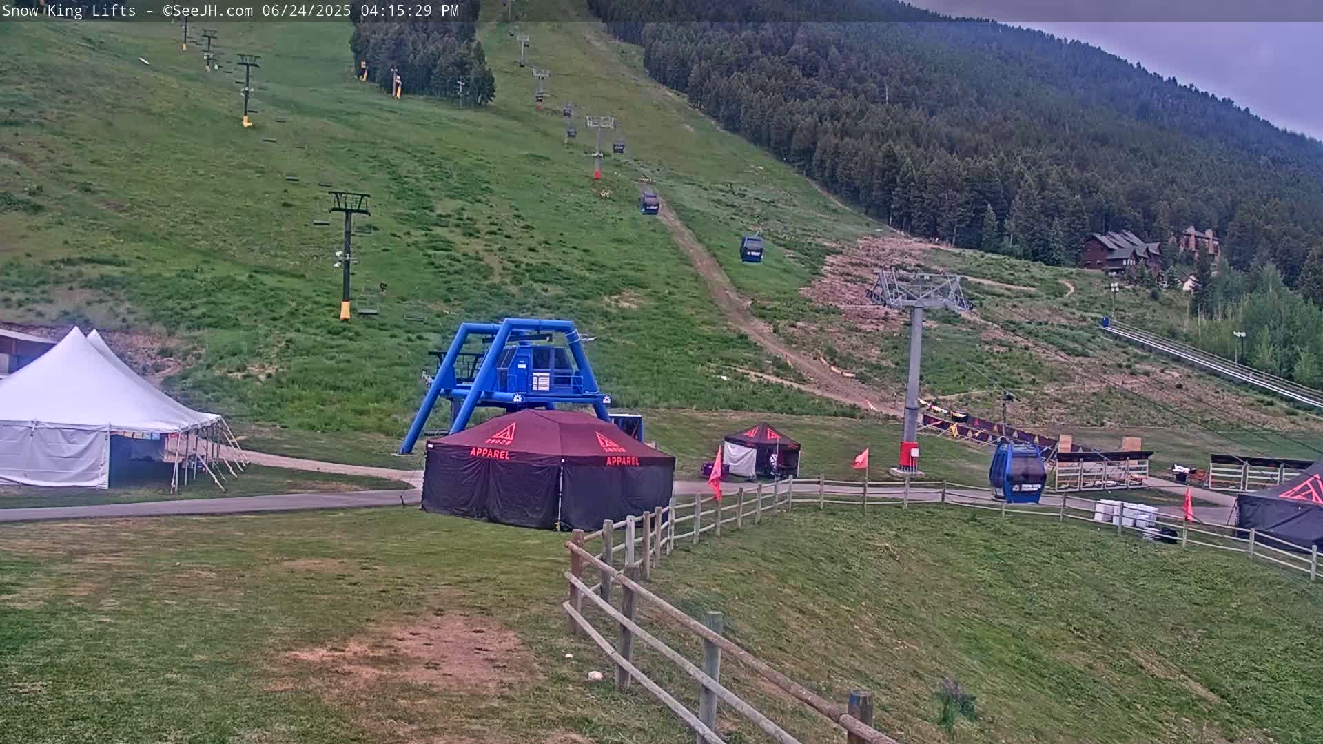 Jackson, Snow King Mountain Ski Slope & Lifts Live Cam - Jackson, Teton, Wyoming, USA