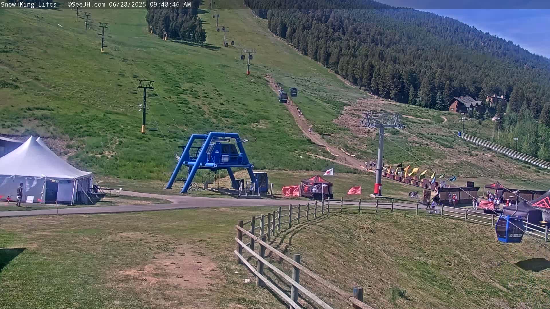 Jackson, Snow King Mountain Ski Slope & Lifts Live Cam - Jackson, Teton, Wyoming, USA