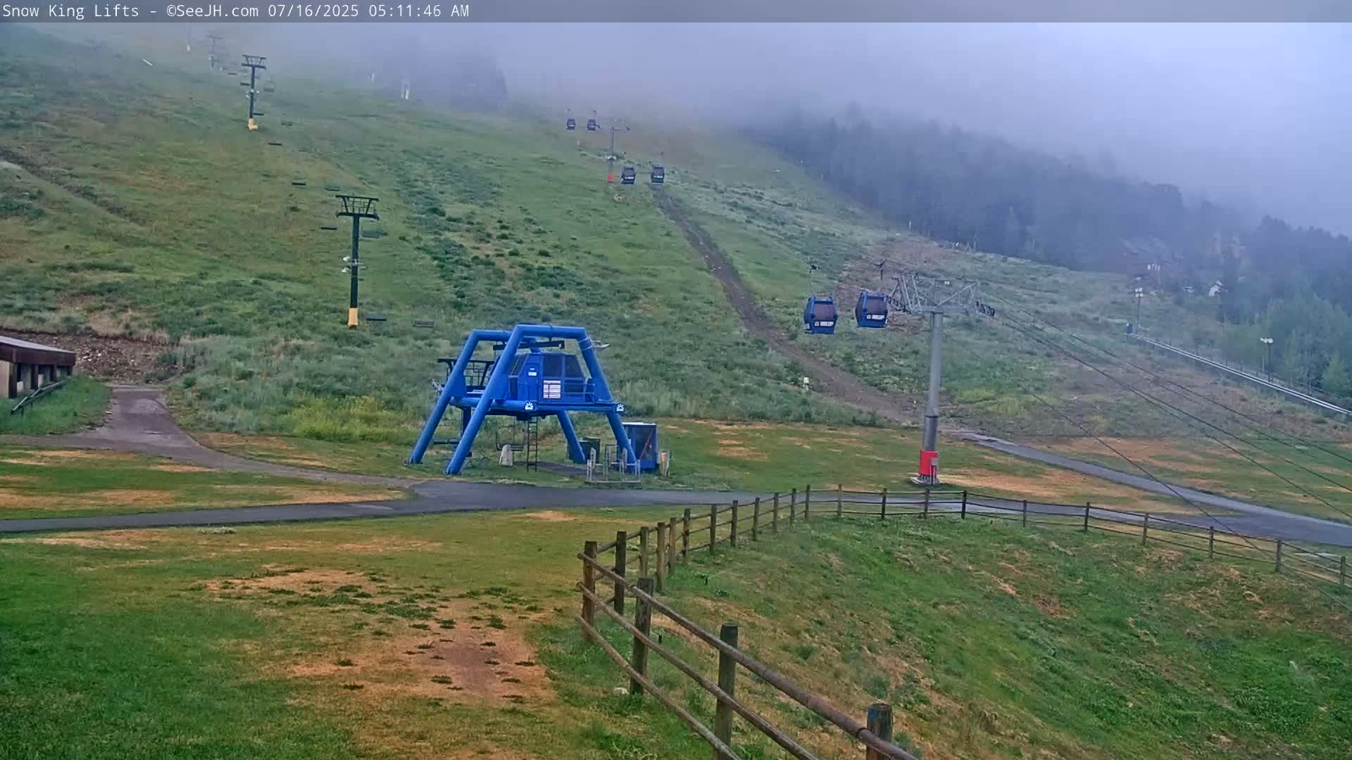 Jackson, Snow King Mountain Ski Slope & Lifts Live Cam - Jackson, Teton, Wyoming, USA