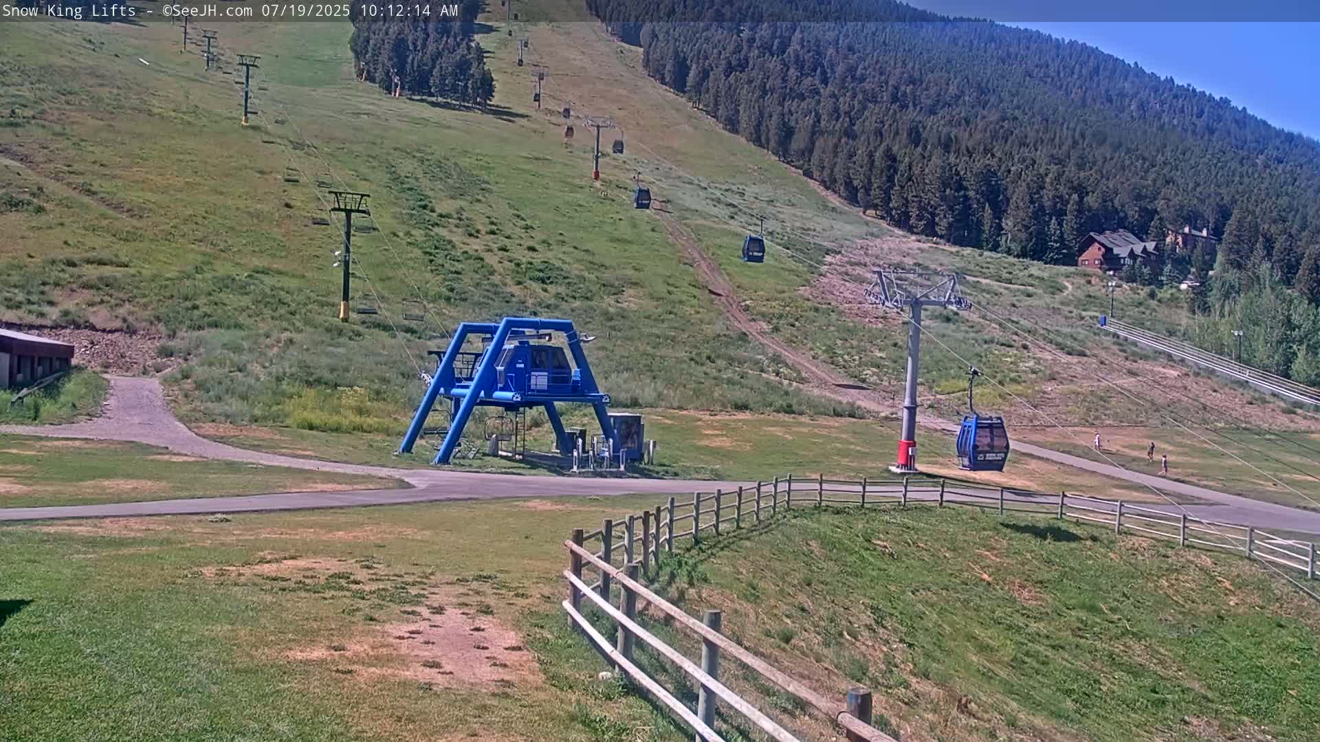 Jackson, Snow King Mountain Ski Slope & Lifts Live Cam - Jackson, Teton, Wyoming, USA