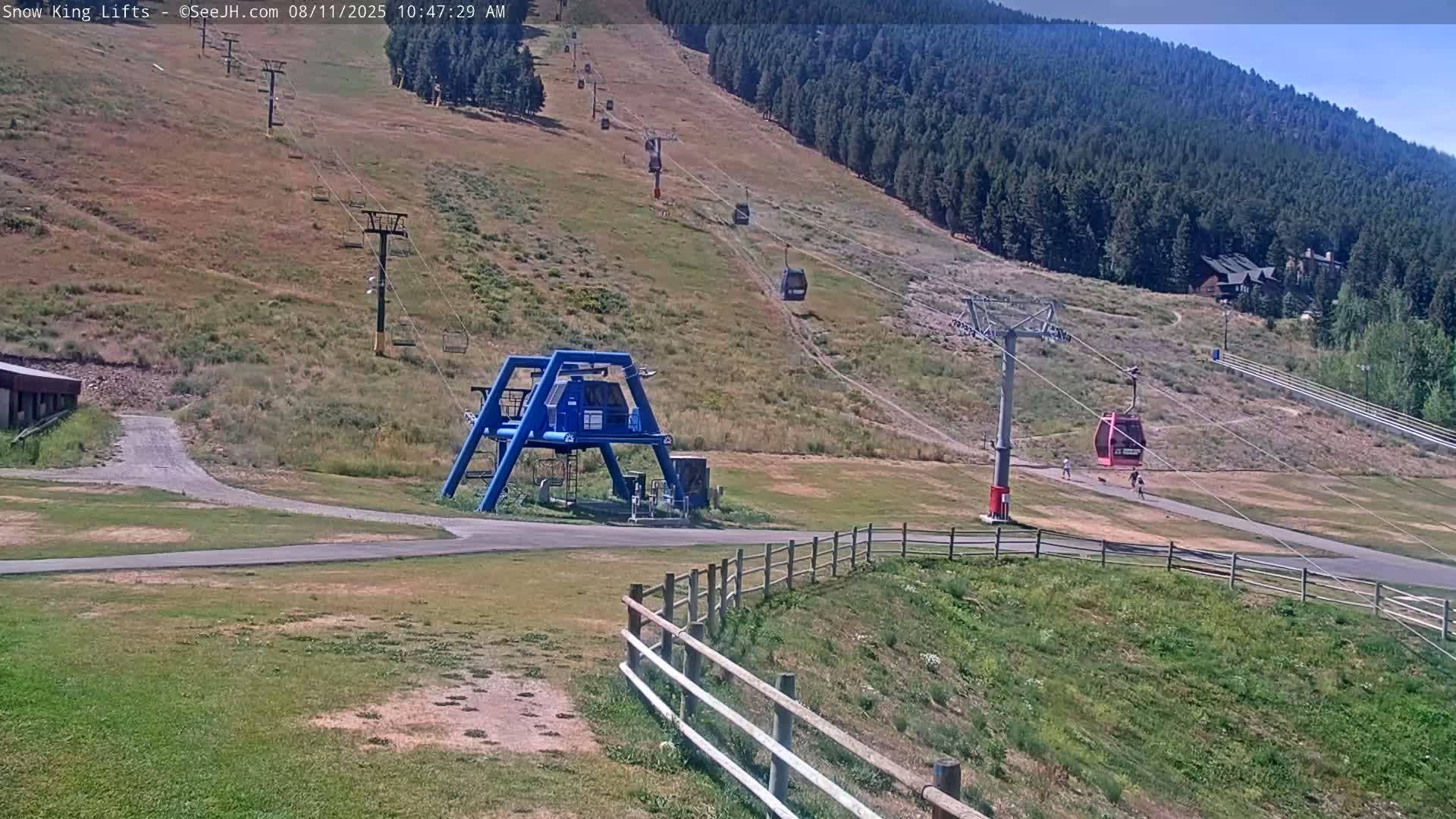 Jackson, Snow King Mountain Ski Slope & Lifts Live Cam - Jackson, Teton, Wyoming, USA