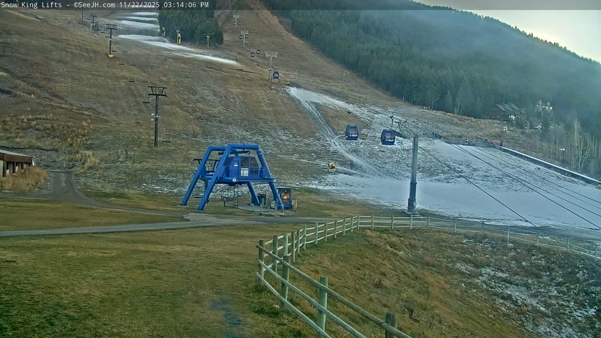 Jackson, Snow King Mountain Ski Slope & Lifts Live Cam - Jackson, Teton, Wyoming, USA