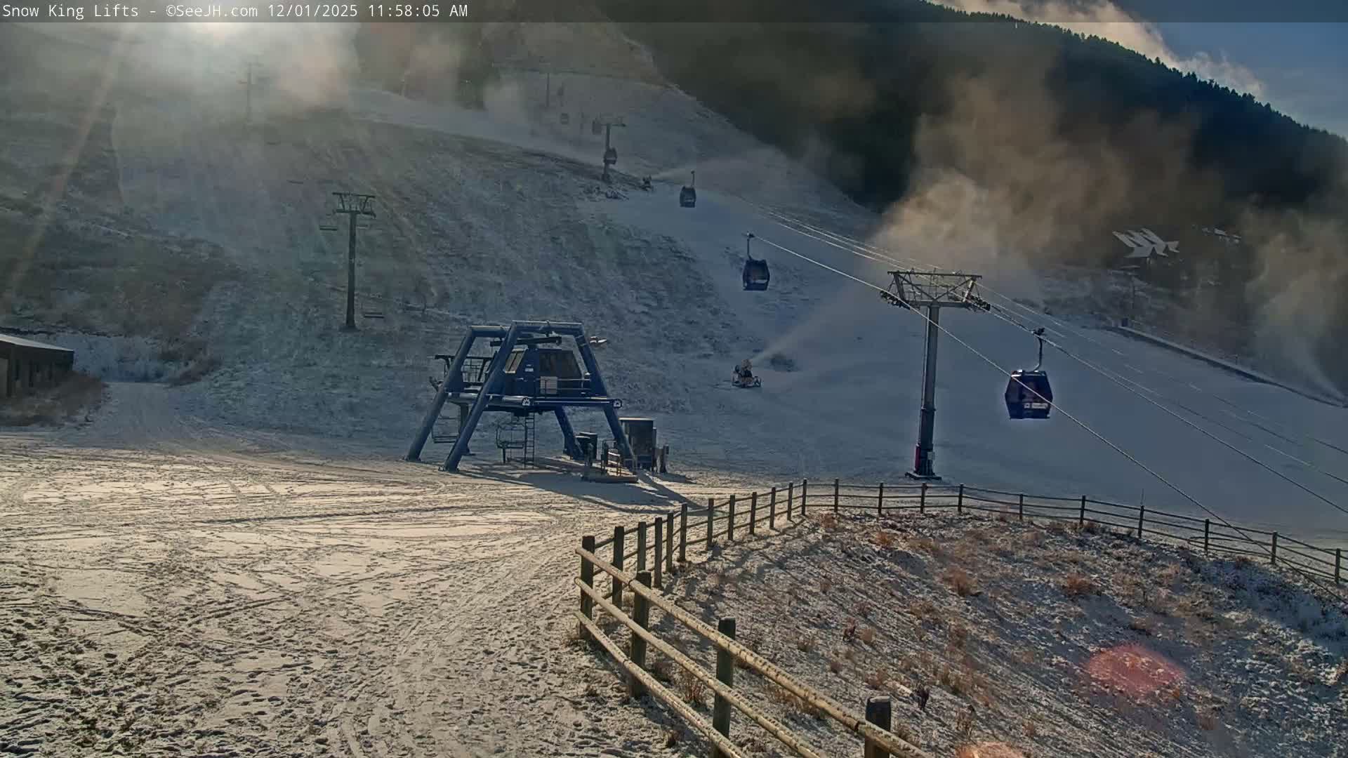 Jackson, Snow King Mountain Ski Slope & Lifts Live Cam - Jackson, Teton, Wyoming, USA