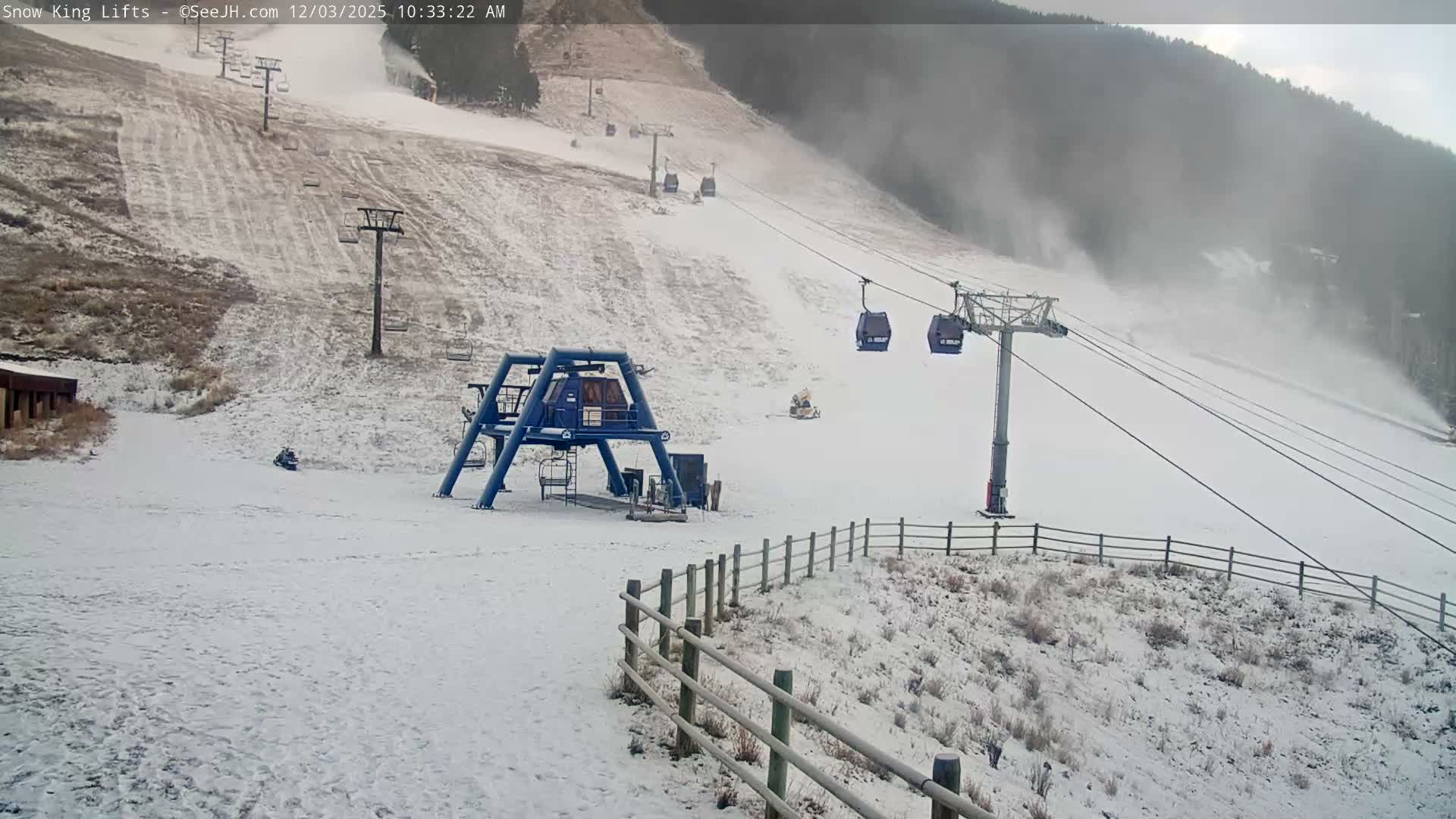 Jackson, Snow King Mountain Ski Slope & Lifts Live Cam - Jackson, Teton, Wyoming, USA