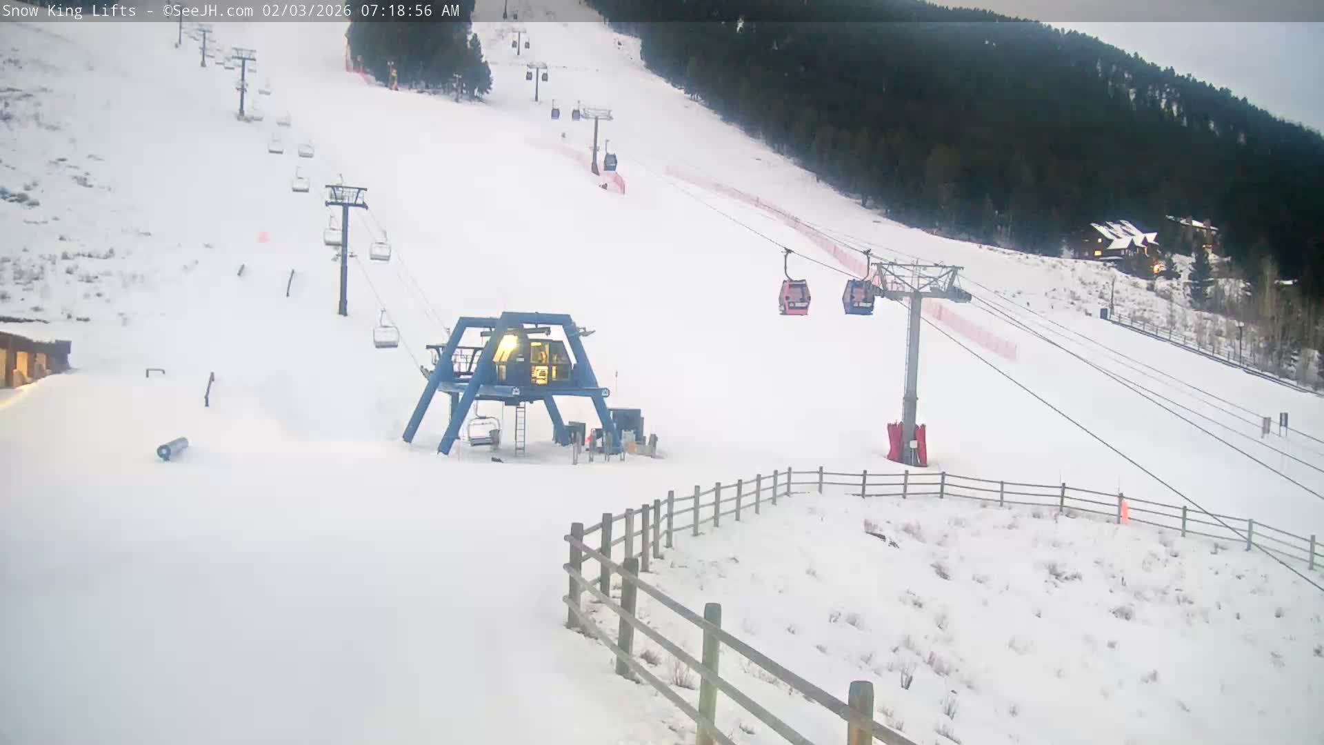 Jackson, Snow King Mountain Ski Slope & Lifts Live Cam - Jackson, Teton, Wyoming, USA