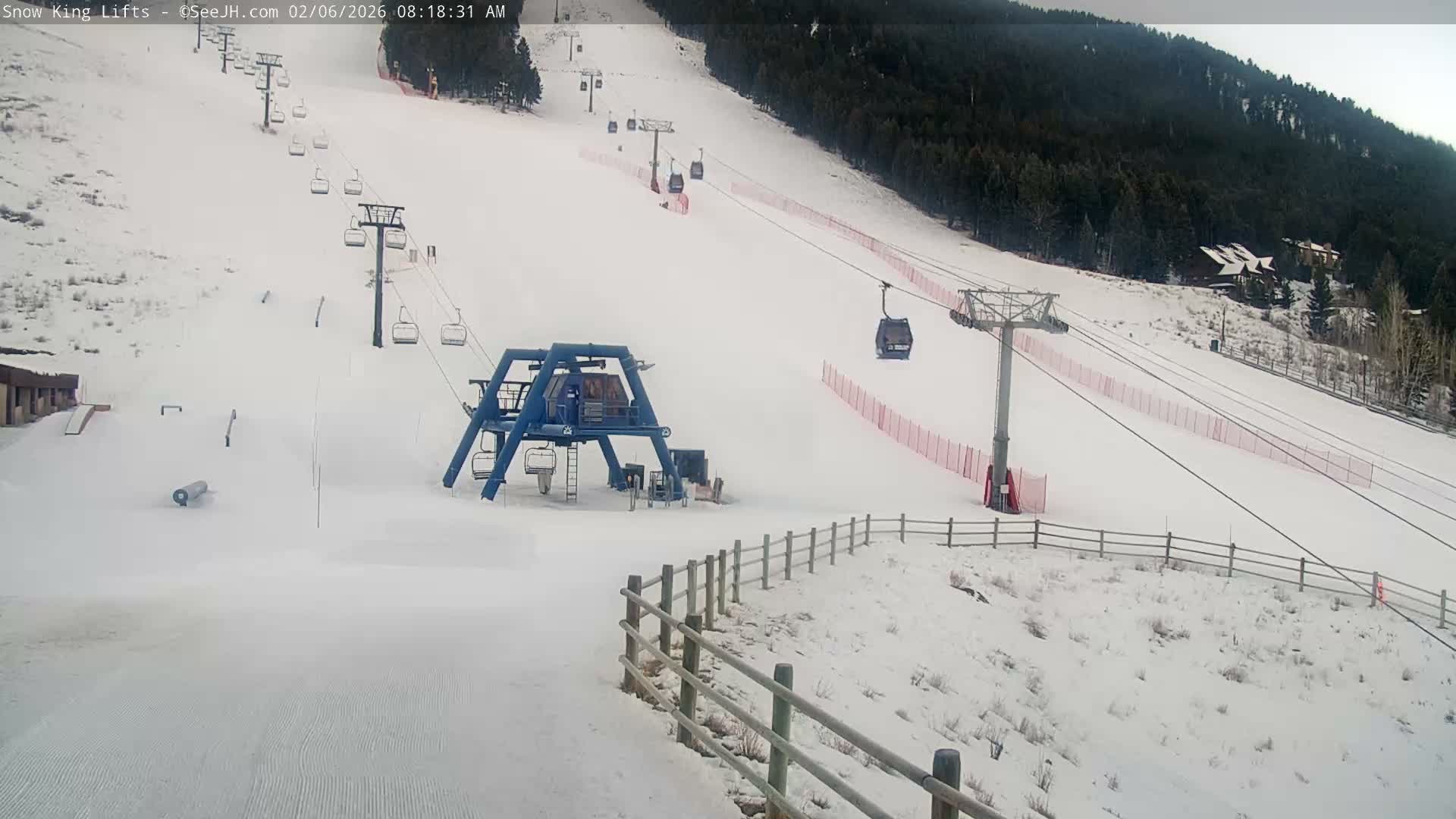 Jackson, Snow King Mountain Ski Slope & Lifts Live Cam - Jackson, Teton, Wyoming, USA