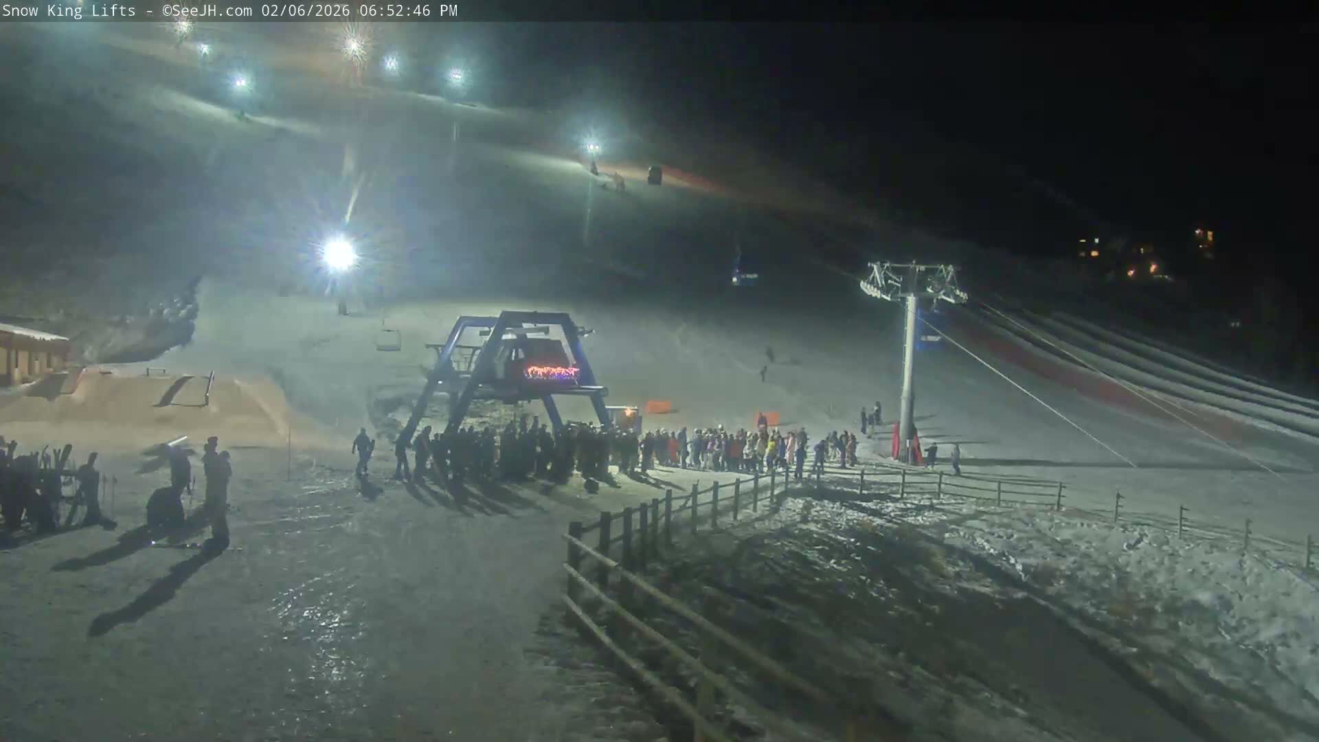 Jackson, Snow King Mountain Ski Slope & Lifts Live Cam - Jackson, Teton, Wyoming, USA