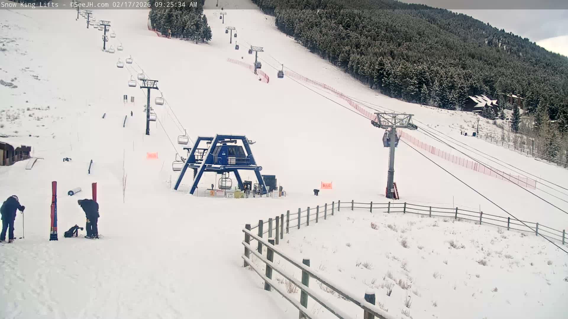 Jackson, Snow King Mountain Ski Slope & Lifts Live Cam - Jackson, Teton, Wyoming, USA
