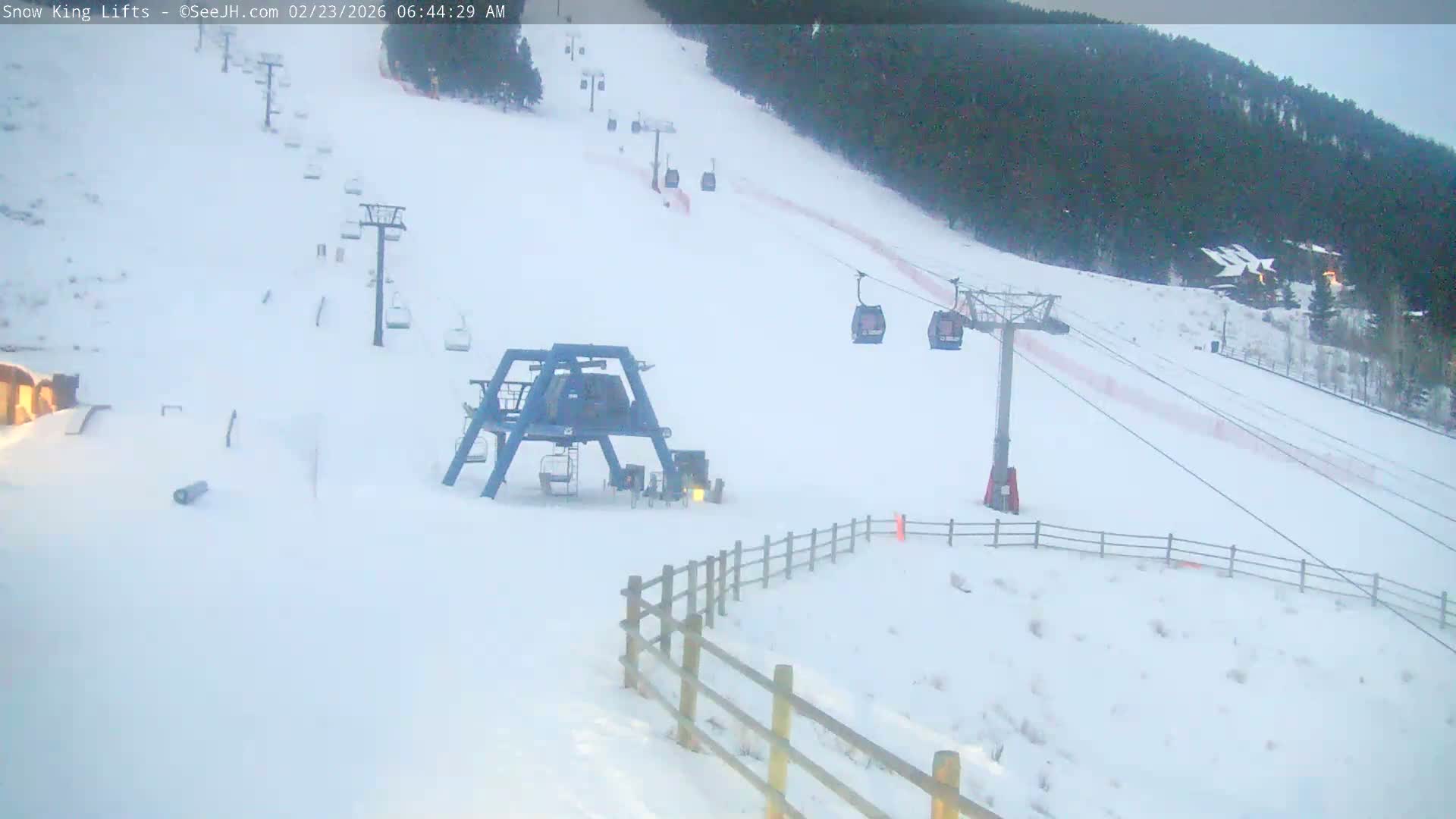 Jackson, Snow King Mountain Ski Slope & Lifts Live Cam - Jackson, Teton, Wyoming, USA
