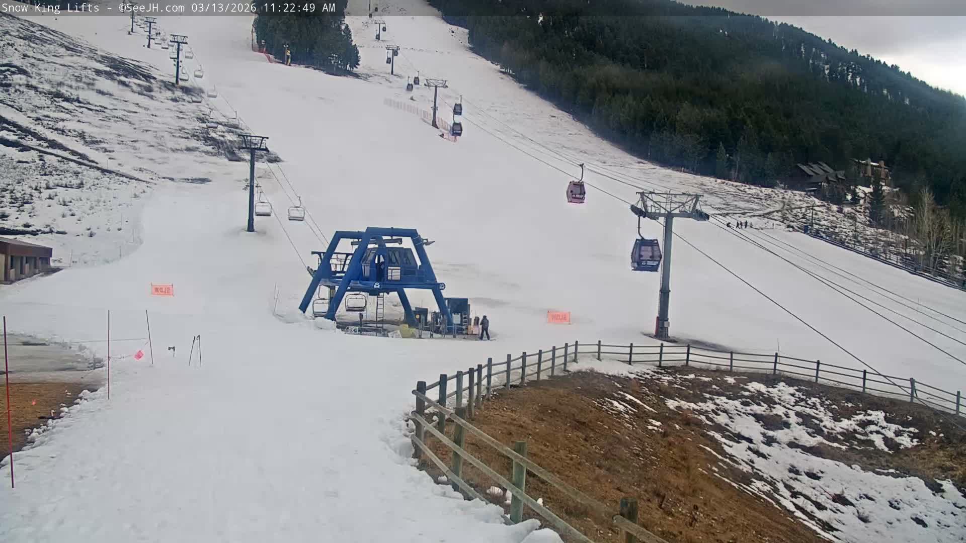 Jackson, Snow King Mountain Ski Slope & Lifts Live Cam - Jackson, Teton, Wyoming, USA