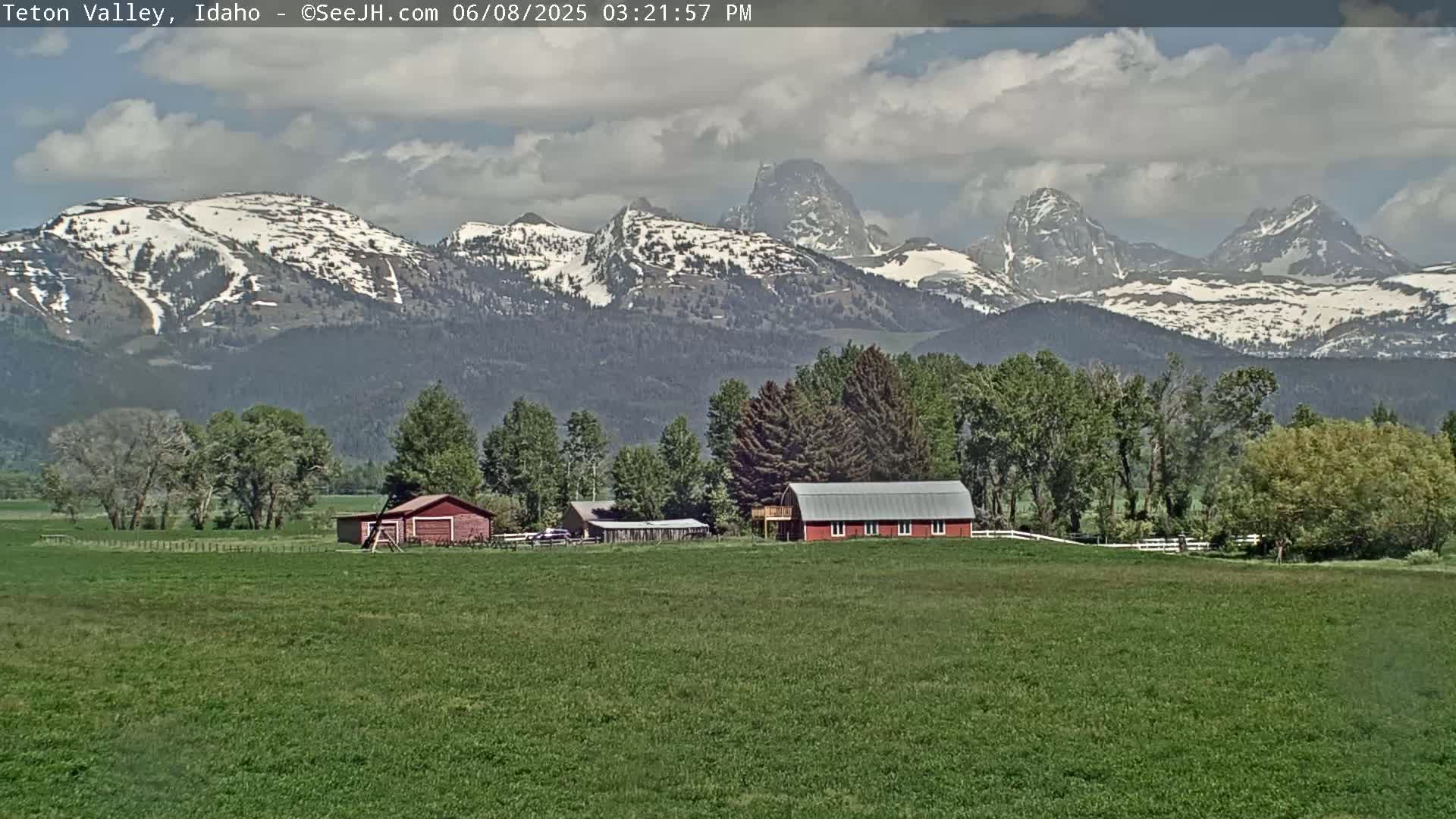 Grand Teton Mountains Peaks from Teton Valley Live Cam - Tetonia, Teton, Idaho, USA