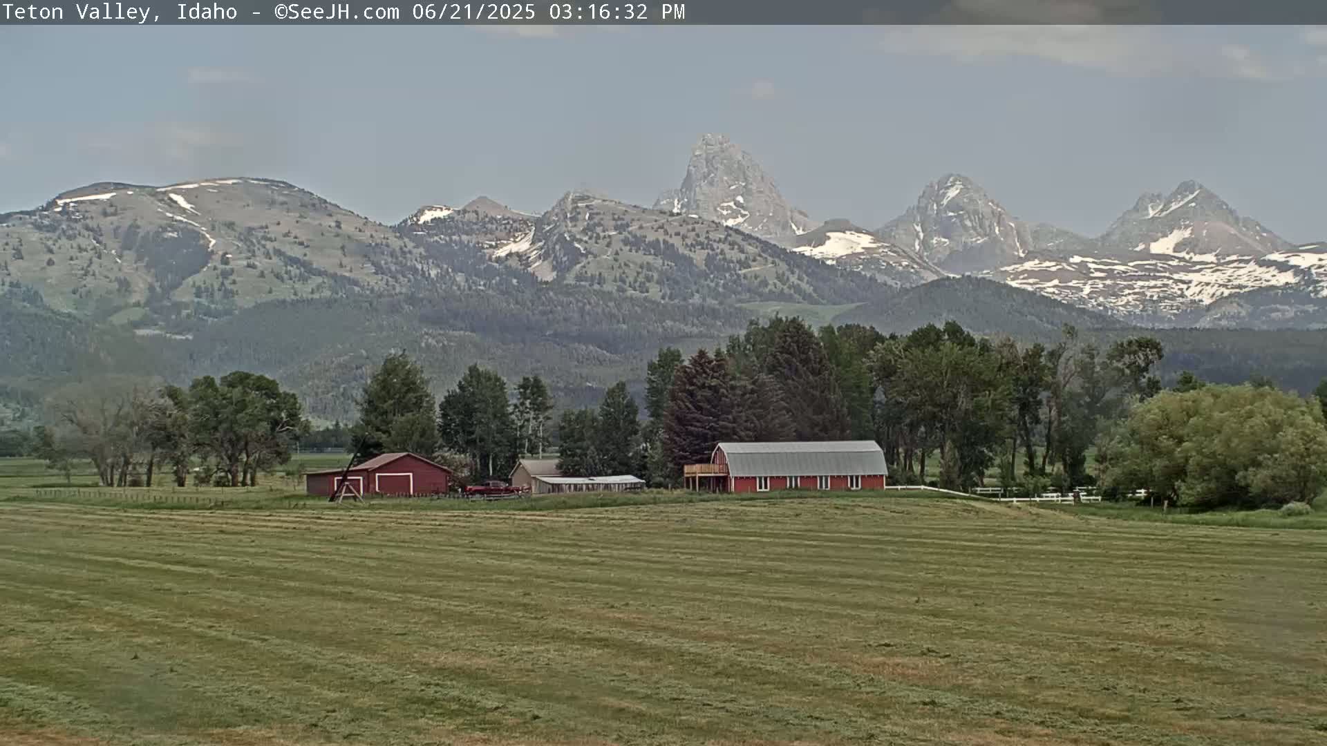 Grand Teton Mountains Peaks from Teton Valley Live Cam - Tetonia, Teton, Idaho, USA