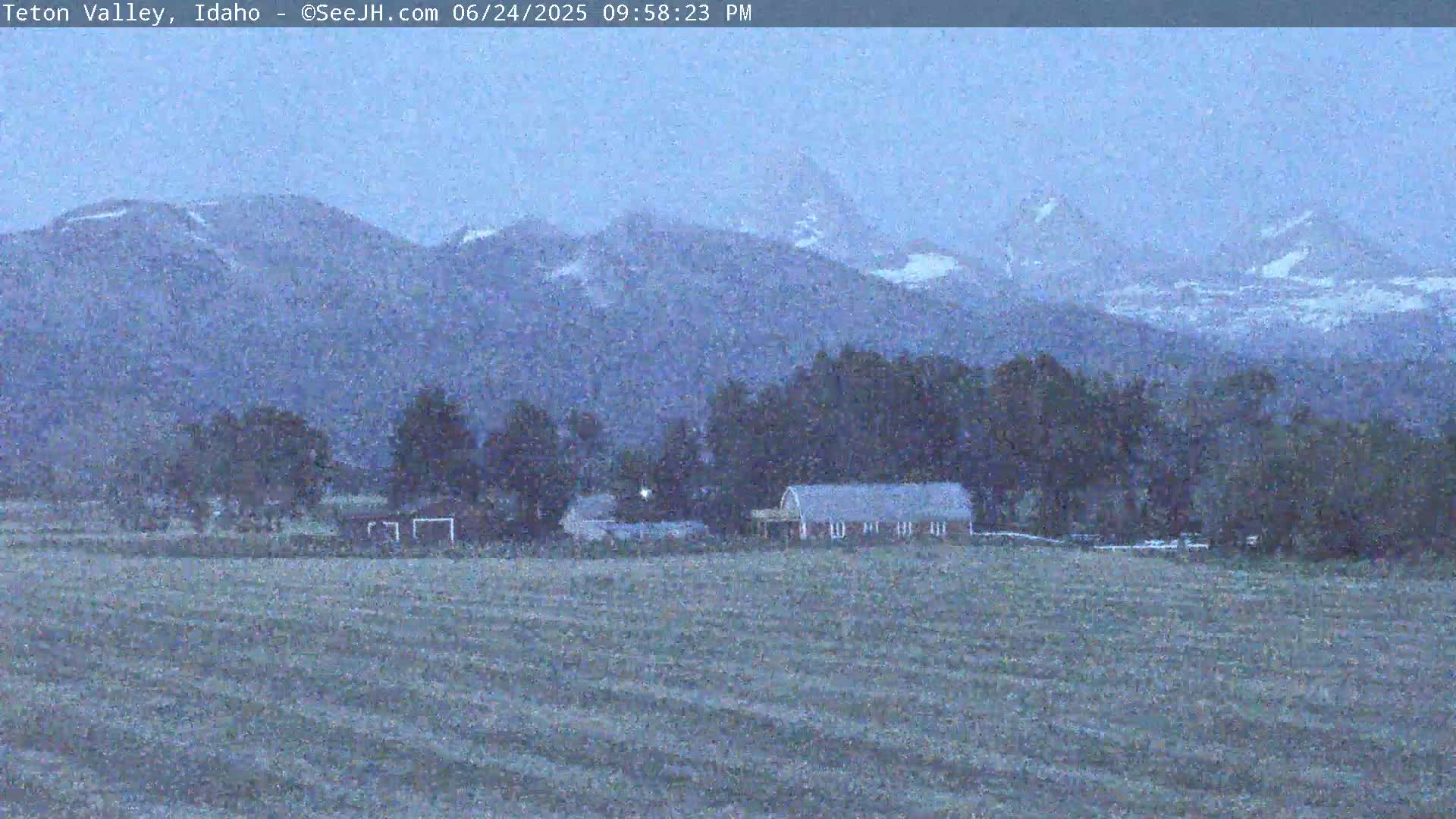 Grand Teton Mountains Peaks from Teton Valley Live Cam - Tetonia, Teton, Idaho, USA