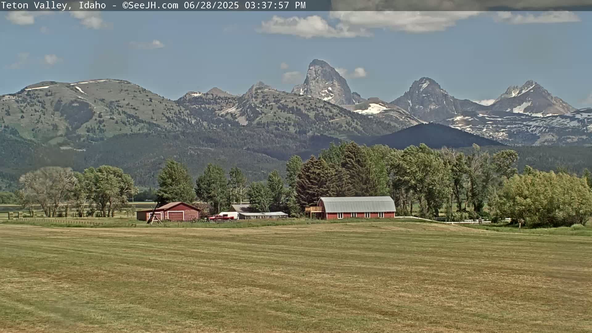 Grand Teton Mountains Peaks from Teton Valley Live Cam - Tetonia, Teton, Idaho, USA