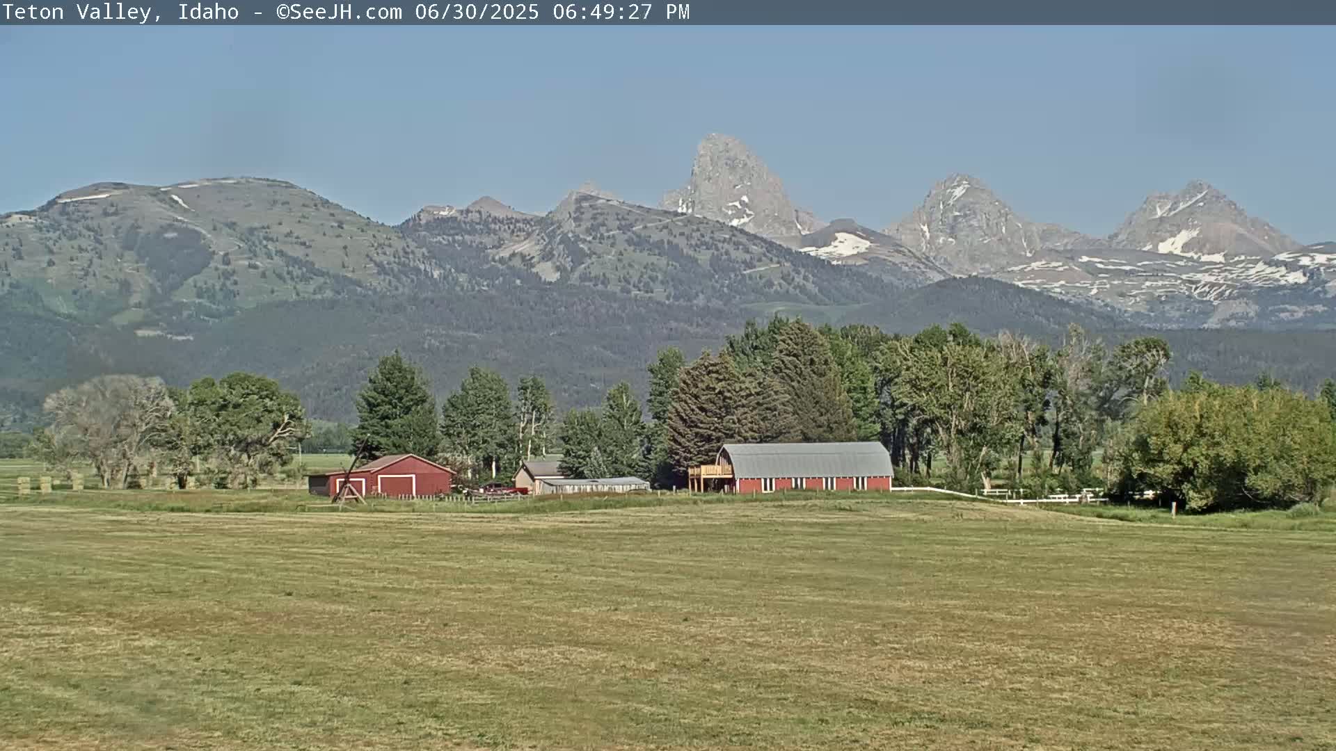 Grand Teton Mountains Peaks from Teton Valley Live Cam - Tetonia, Teton, Idaho, USA