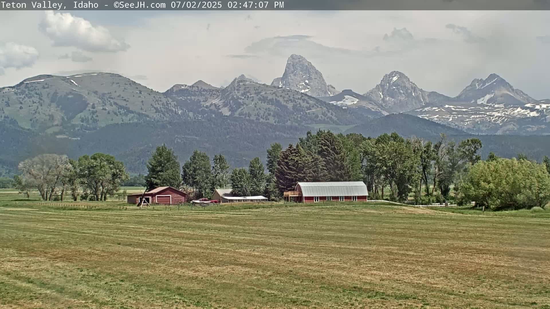 Grand Teton Mountains Peaks from Teton Valley Live Cam - Tetonia, Teton, Idaho, USA