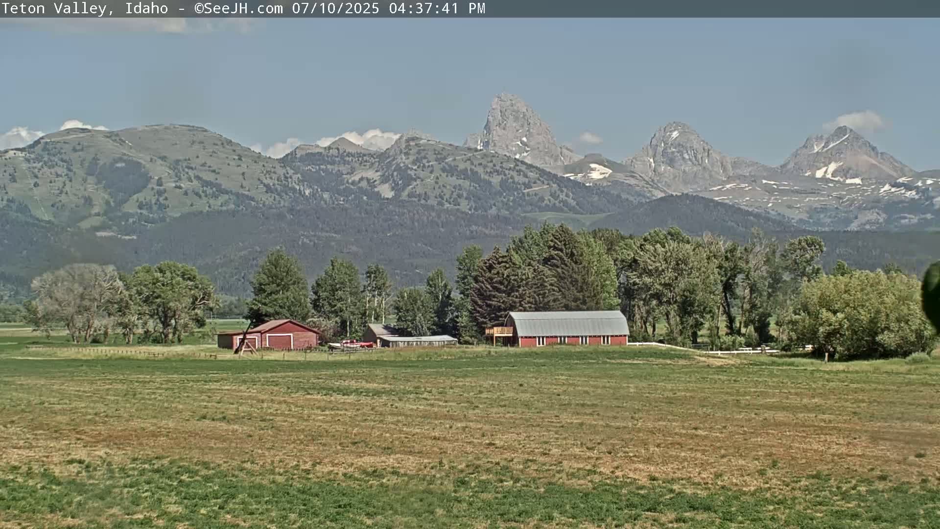 Grand Teton Mountains Peaks from Teton Valley Live Cam - Tetonia, Teton, Idaho, USA